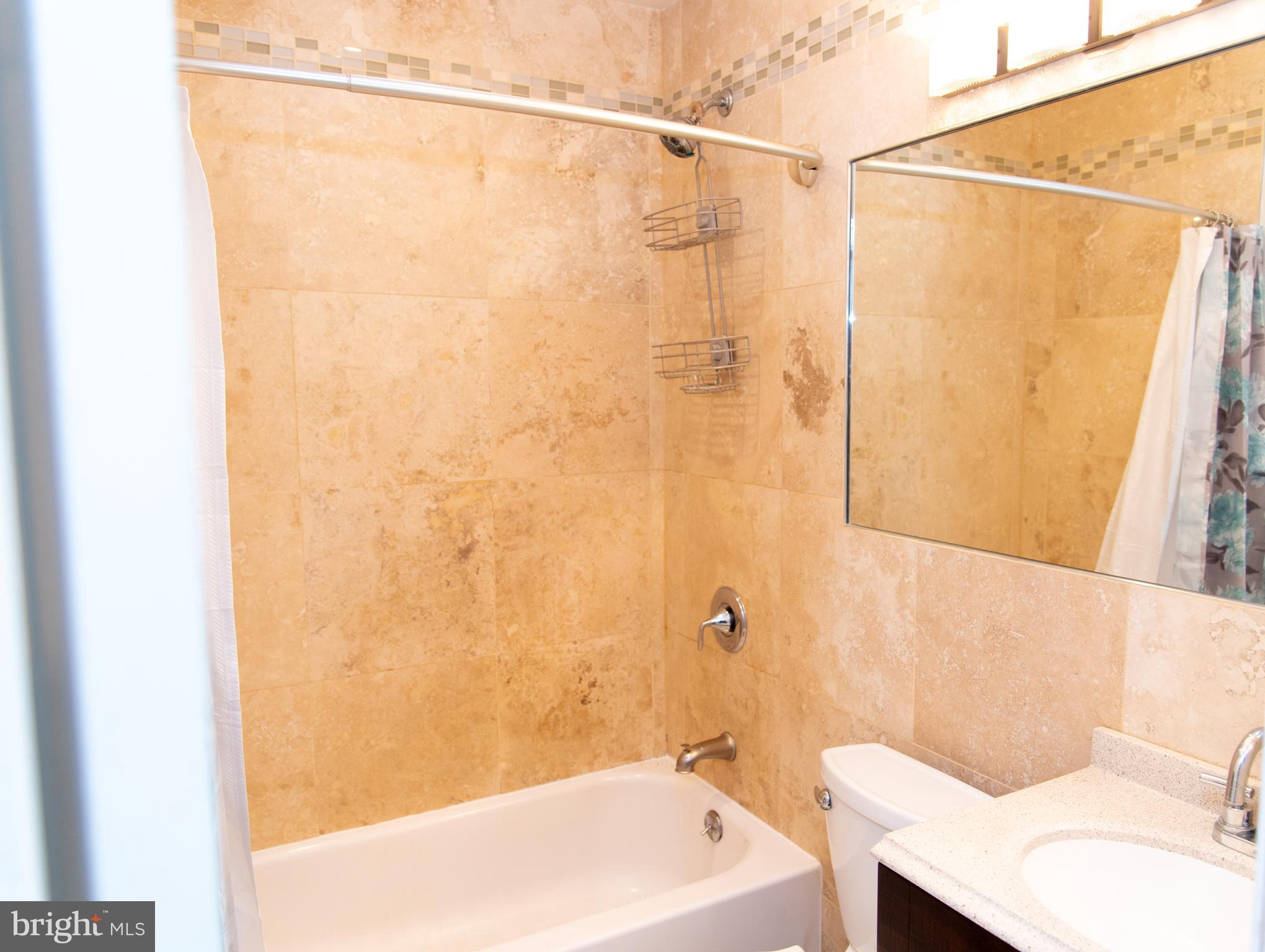 CAROLE HIGHLANDS - Residential