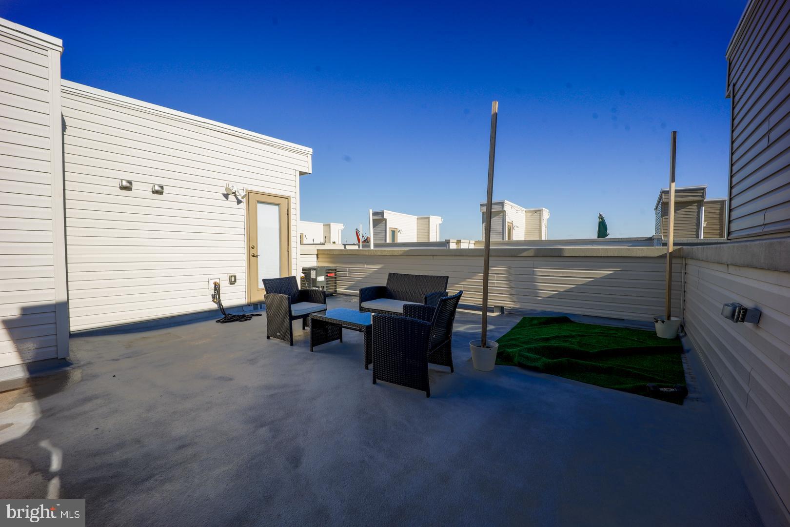 EAST KENSINGTON - Residential Lease