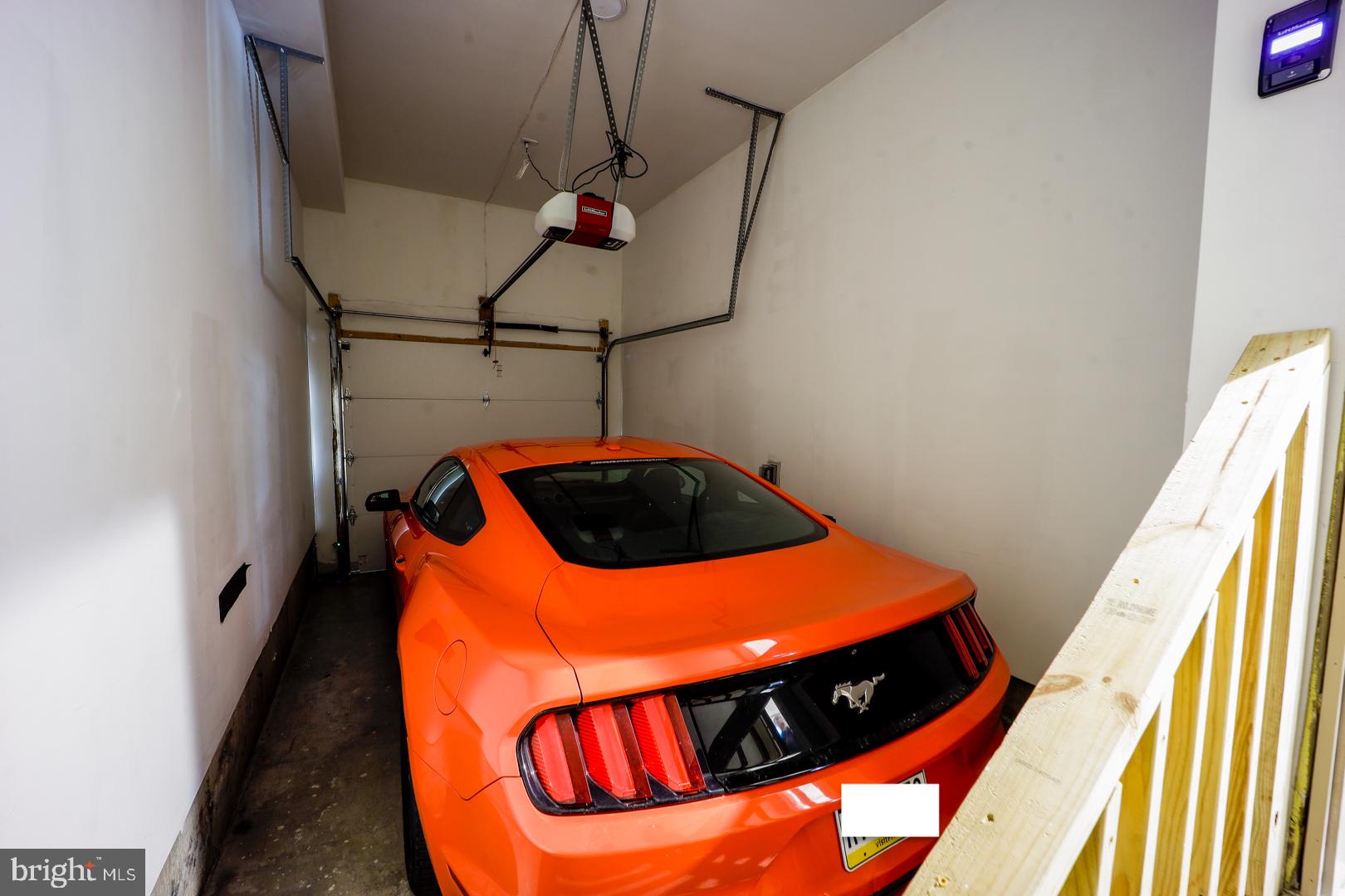 EAST KENSINGTON - Residential Lease