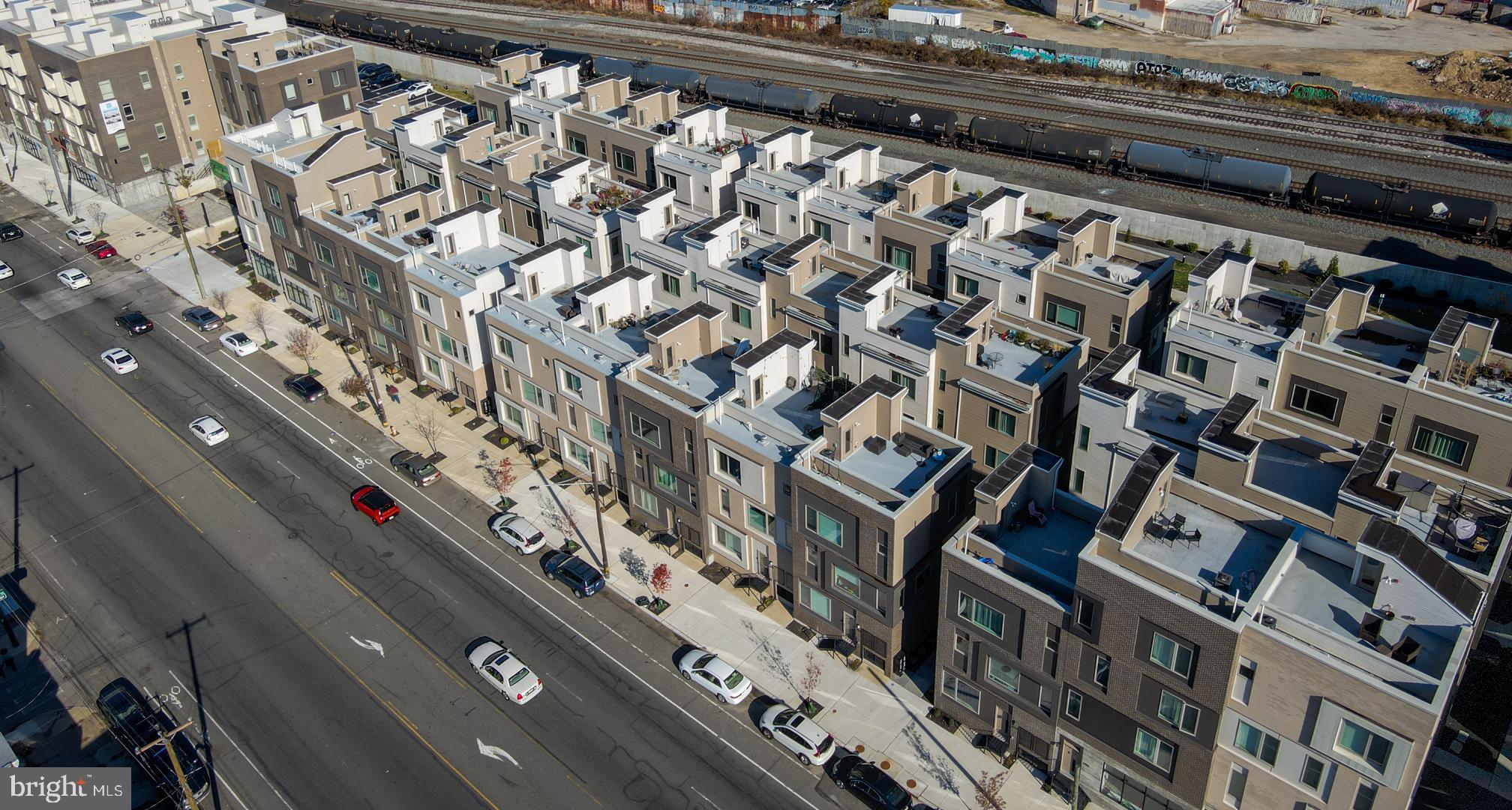 EAST KENSINGTON - Residential Lease