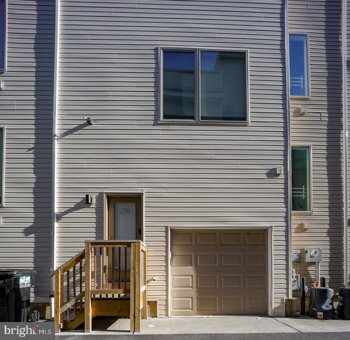 EAST KENSINGTON - Residential Lease