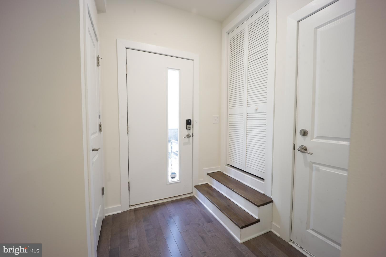 EAST KENSINGTON - Residential Lease