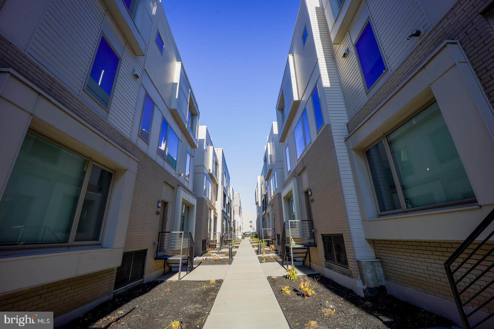 EAST KENSINGTON - Residential Lease