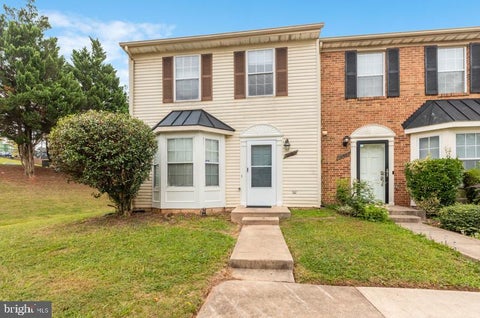 Townhouse For Sale - 1673 Willowwood Court<br/> HYATTSVILLE, MD 20785