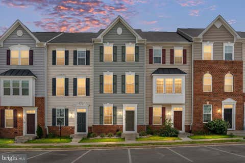 Townhouse For Sale - 533 View Point Way<br/> FREDERICKSBURG, VA 22405