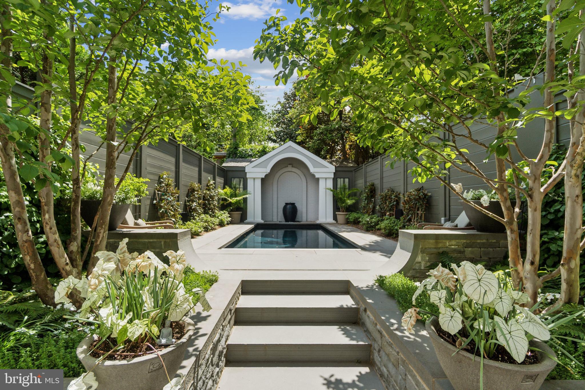 GEORGETOWN - Residential