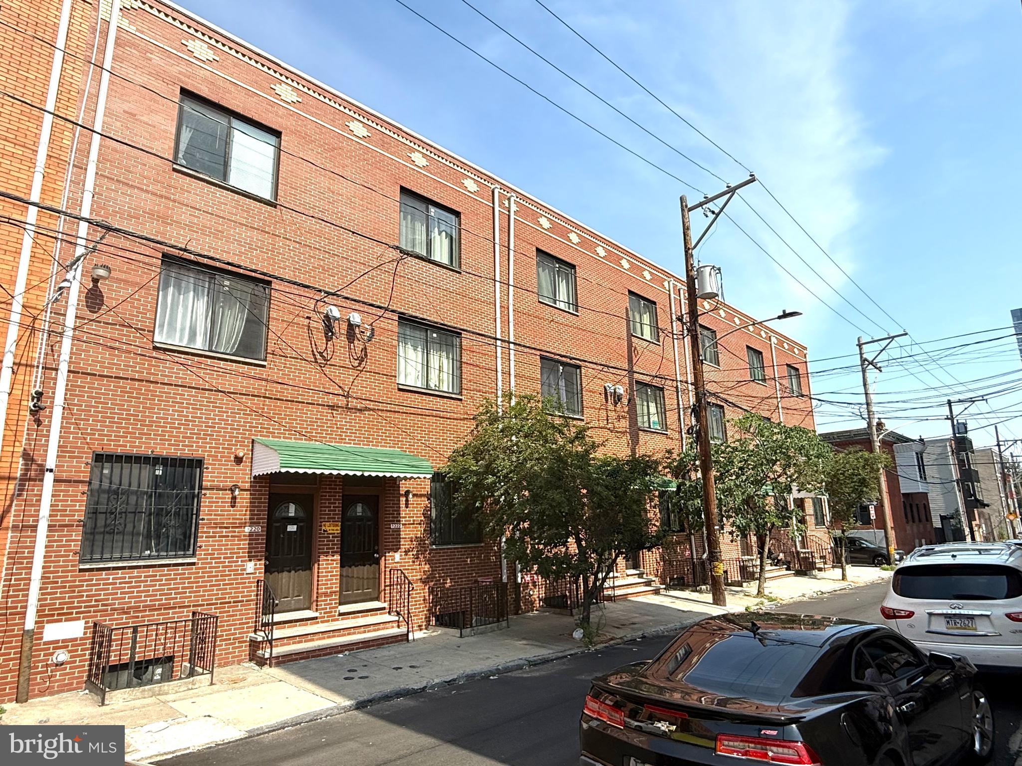 1232 N CARLISLE STREET