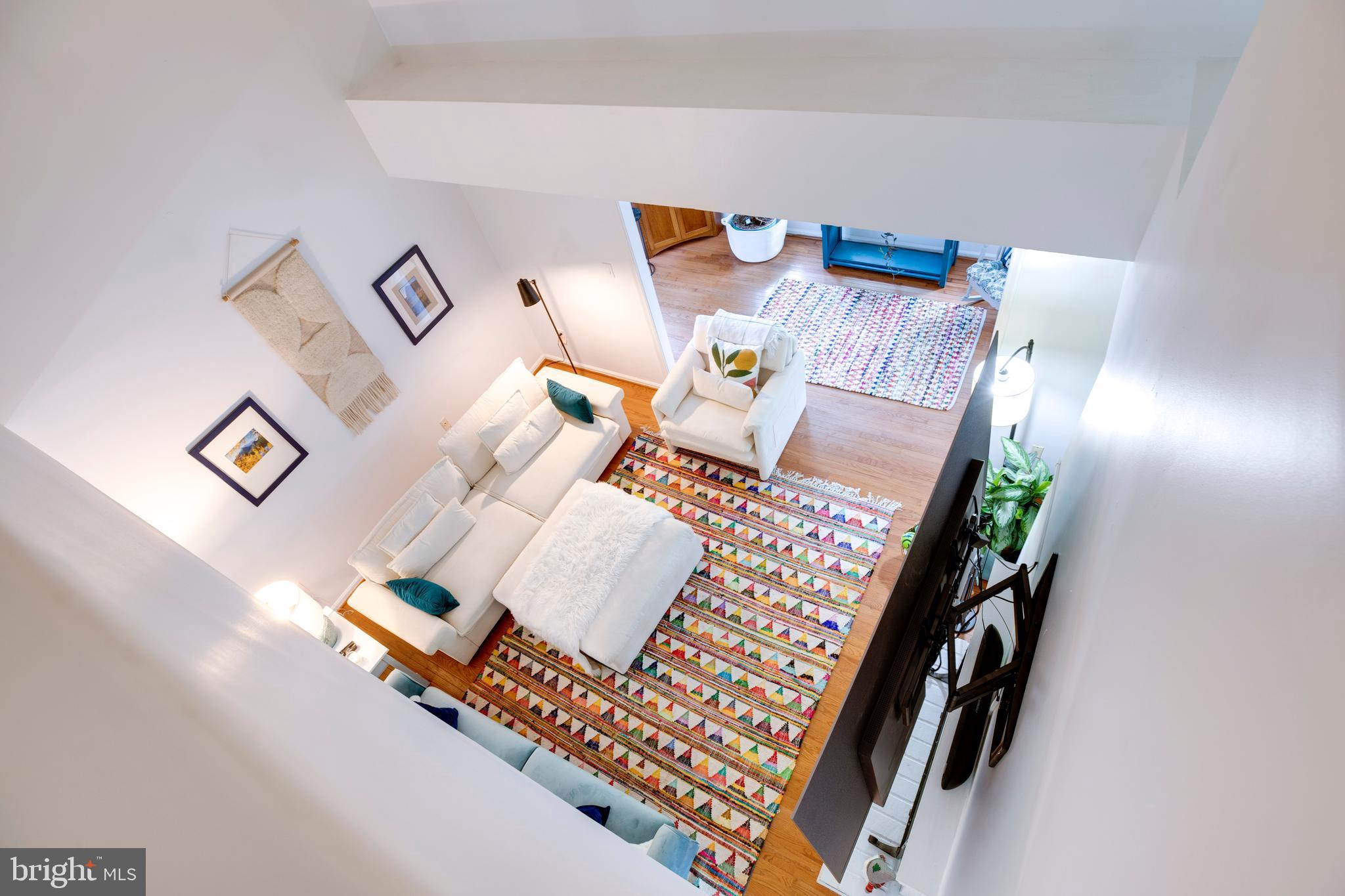 HUNTERS CROSSING - Residential