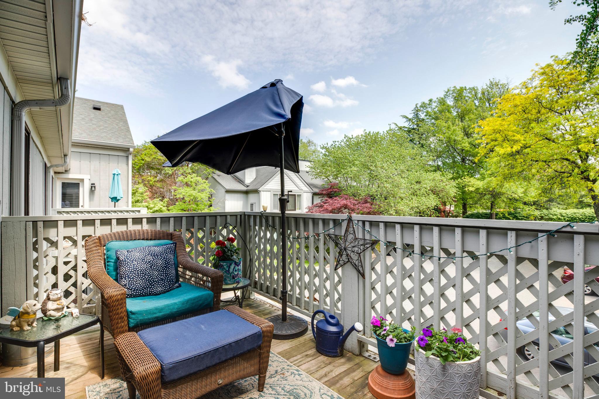 HUNTERS CROSSING - Residential