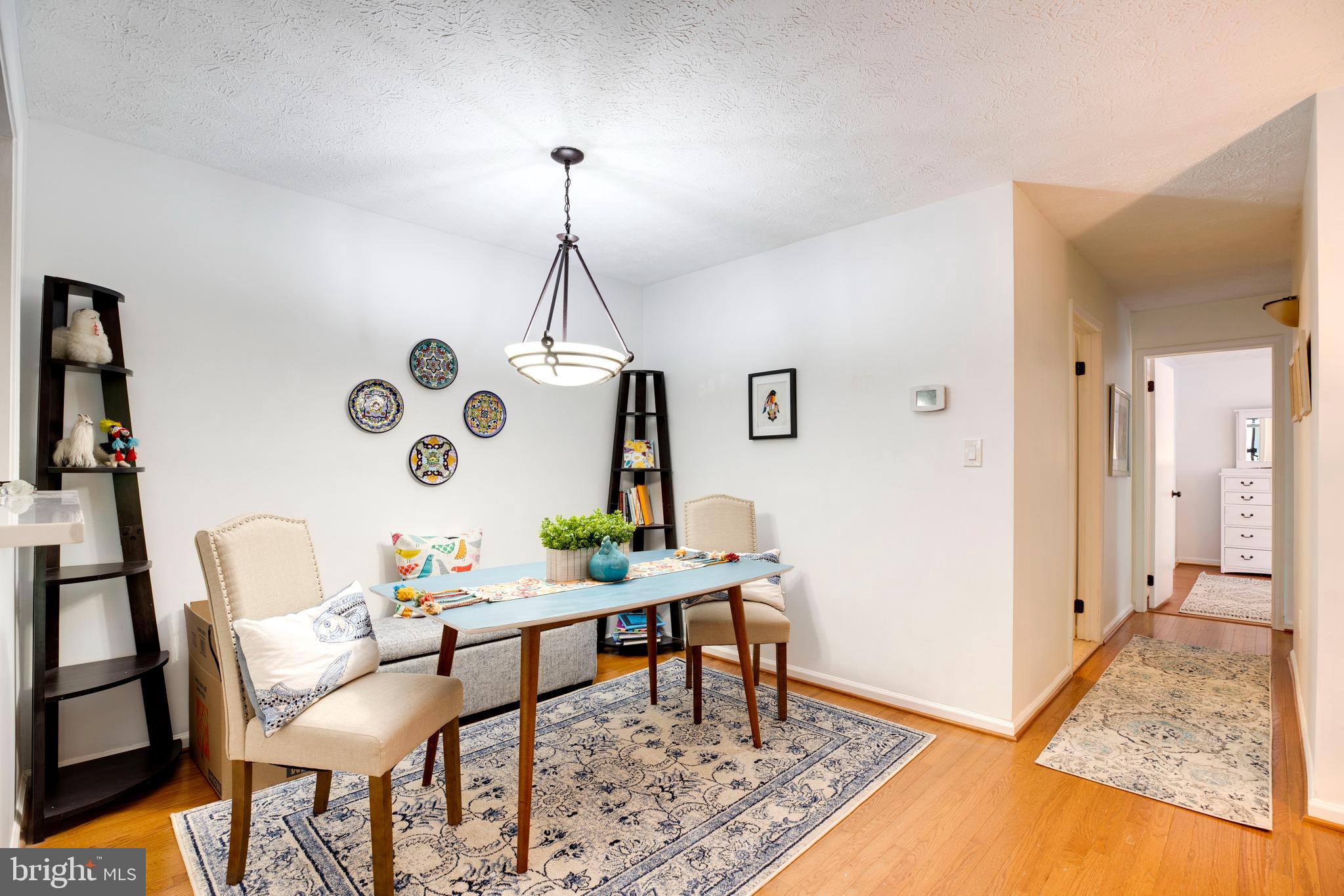 HUNTERS CROSSING - Residential