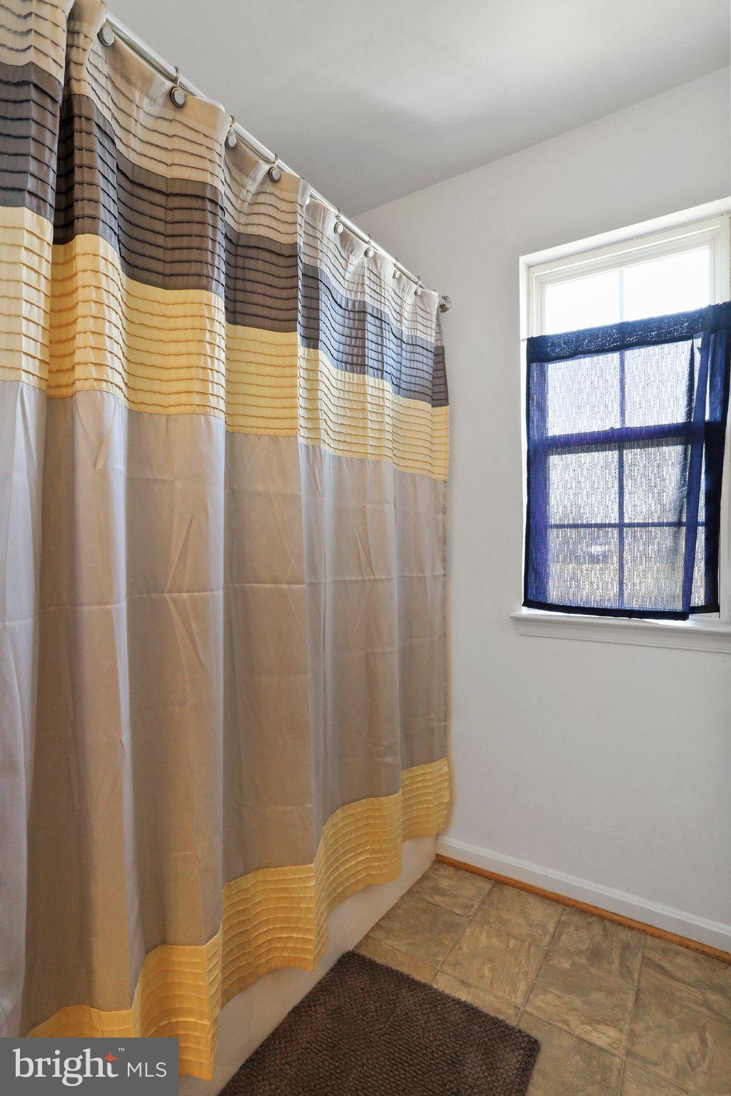 SUMMER HILL - Residential