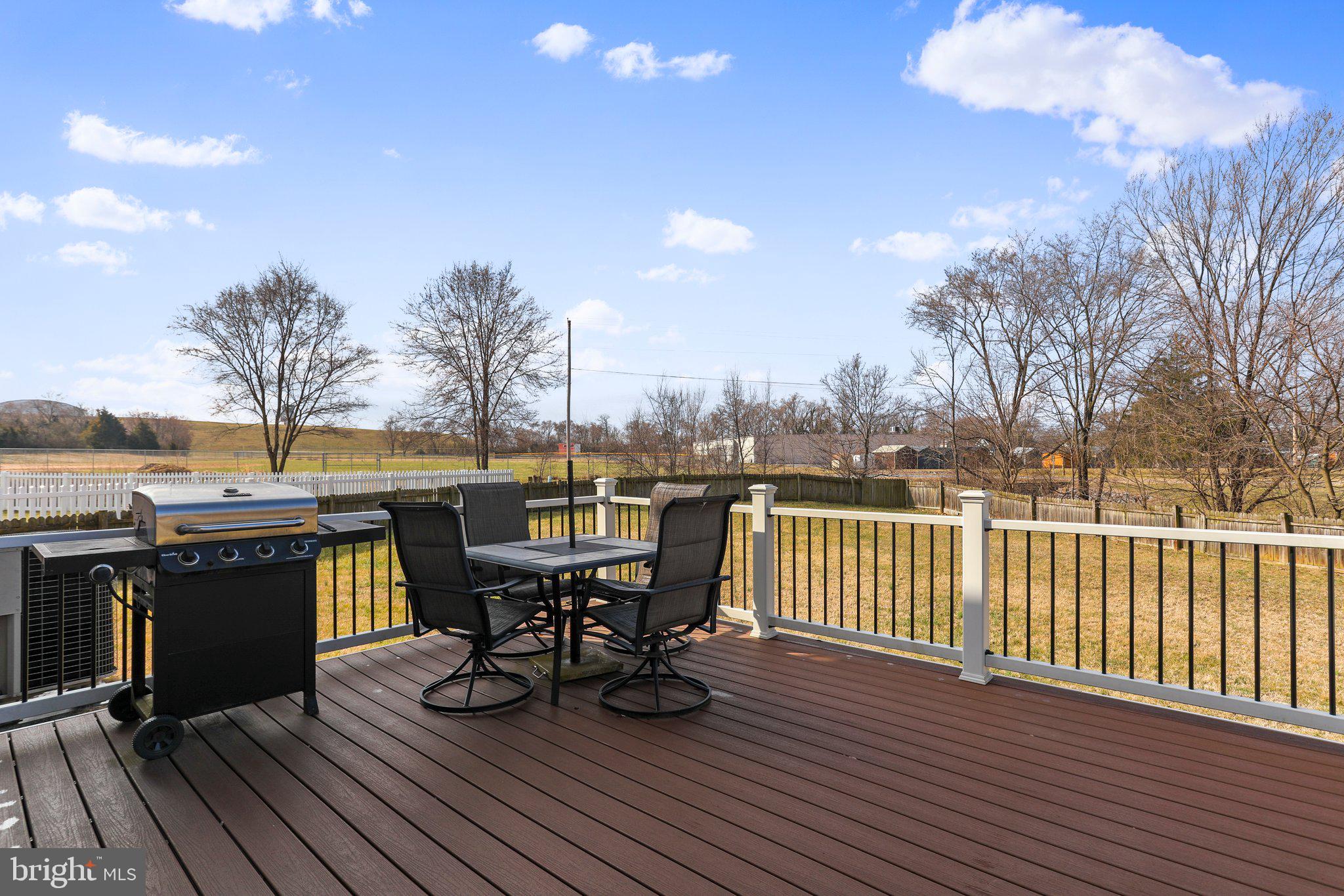 SUMMER HILL - Residential