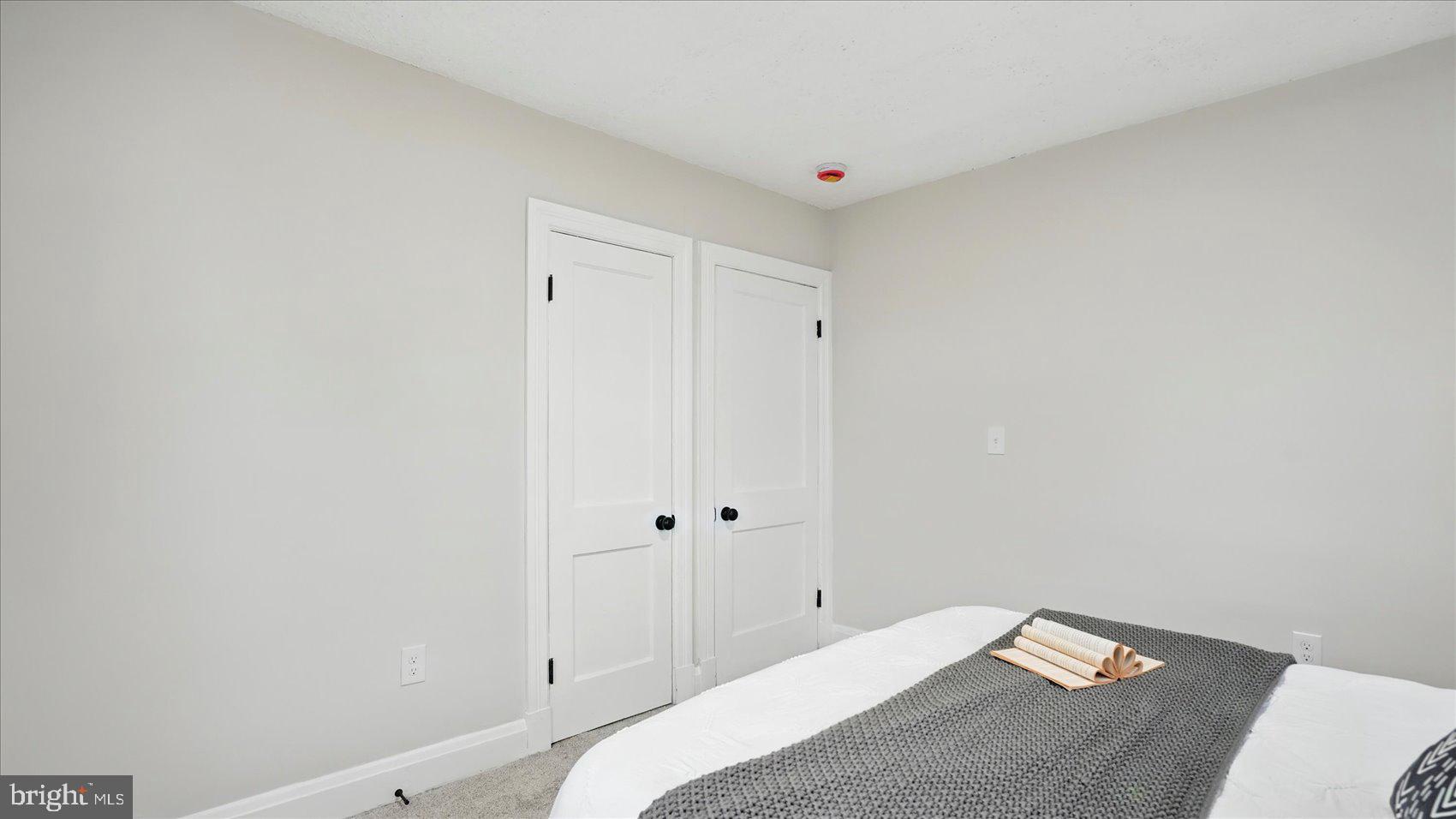 CEDAR CREST - Residential