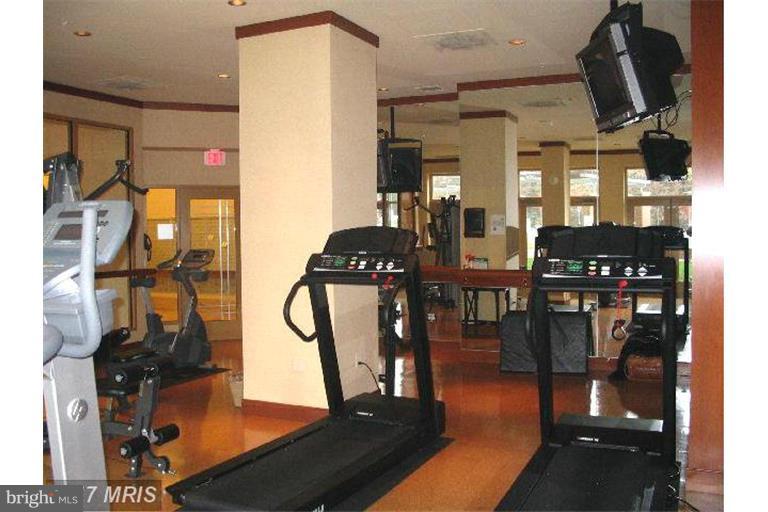 NORTHAMPTON PLACE - Residential Lease