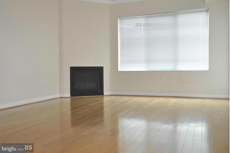 NORTHAMPTON PLACE - Residential Lease