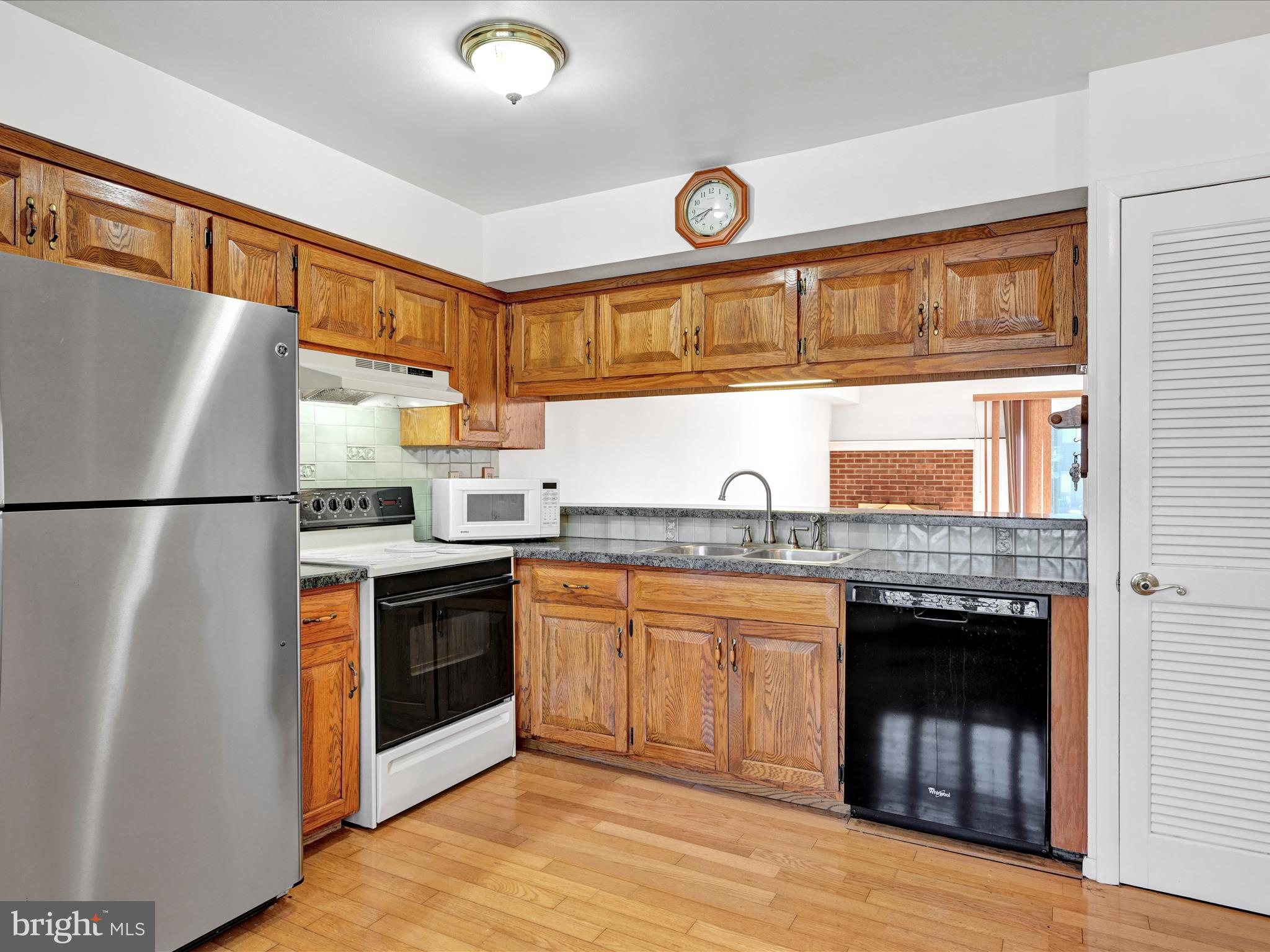 PINE BROOK - Residential