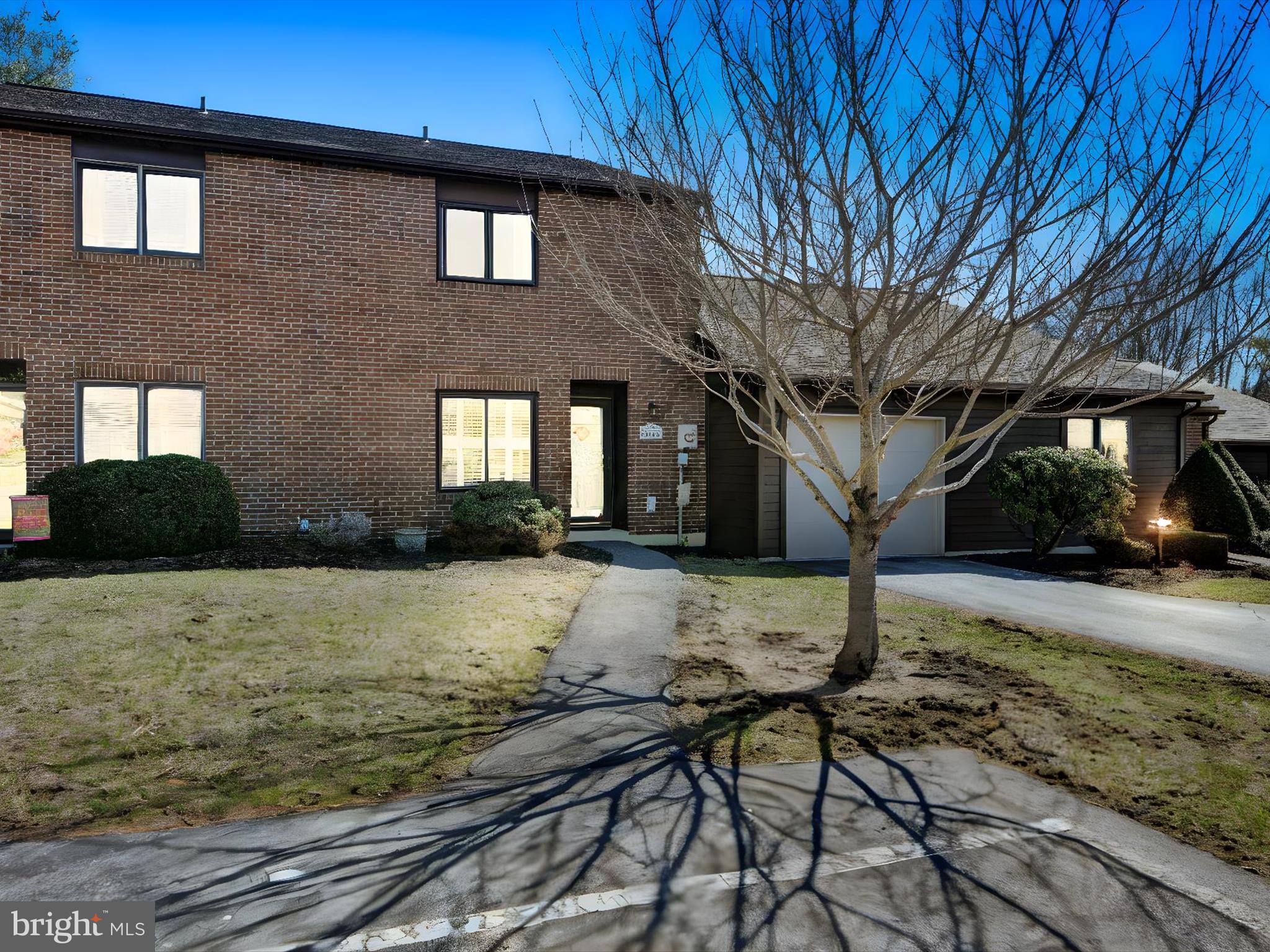 PINE BROOK - Residential