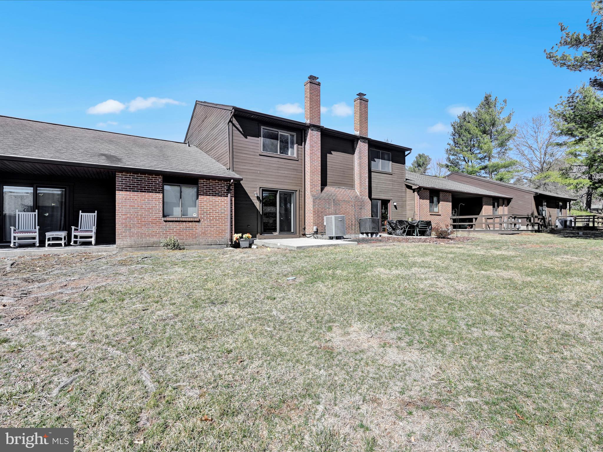 PINE BROOK - Residential