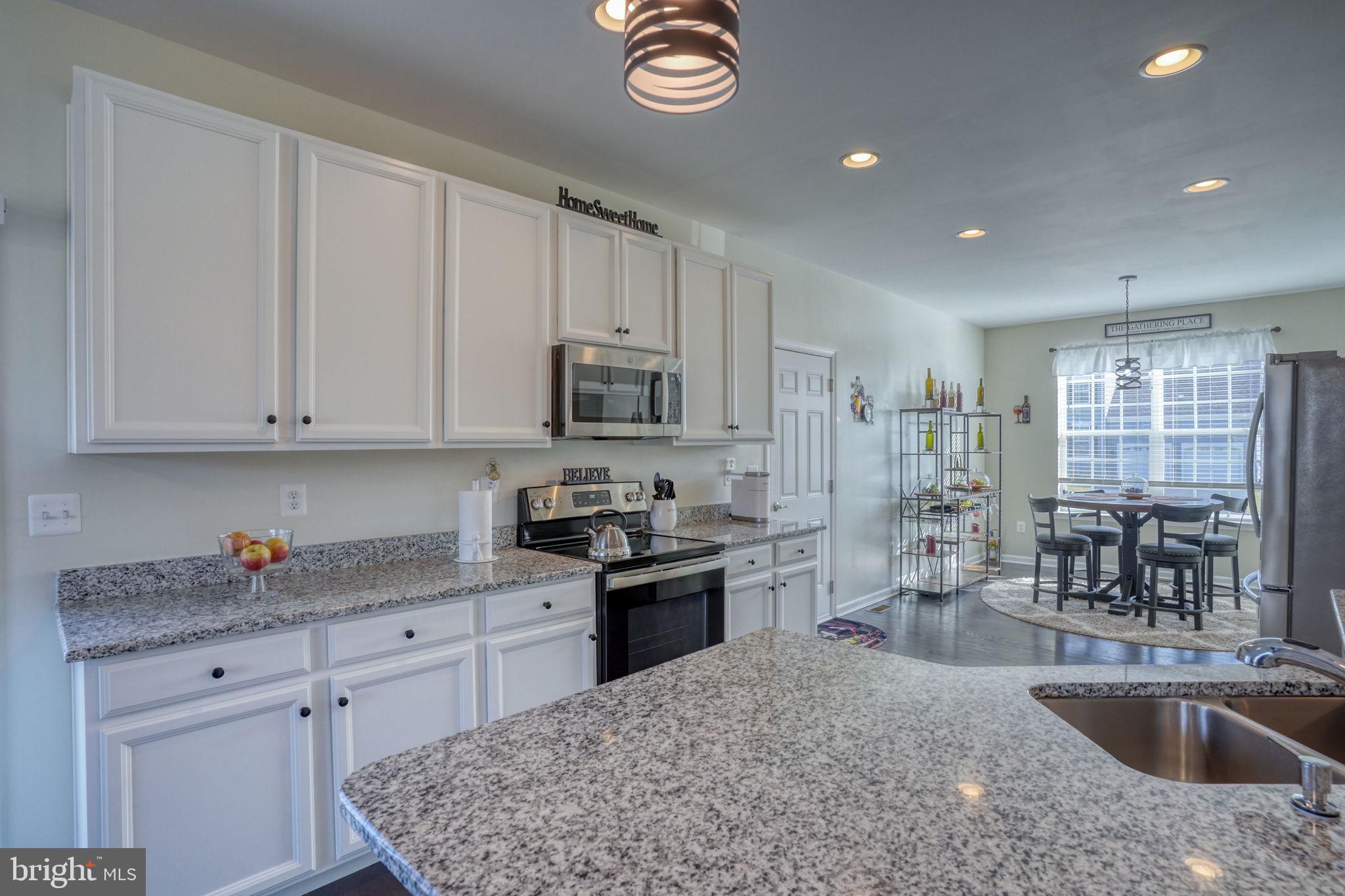 FORTY NINE PINES - Residential