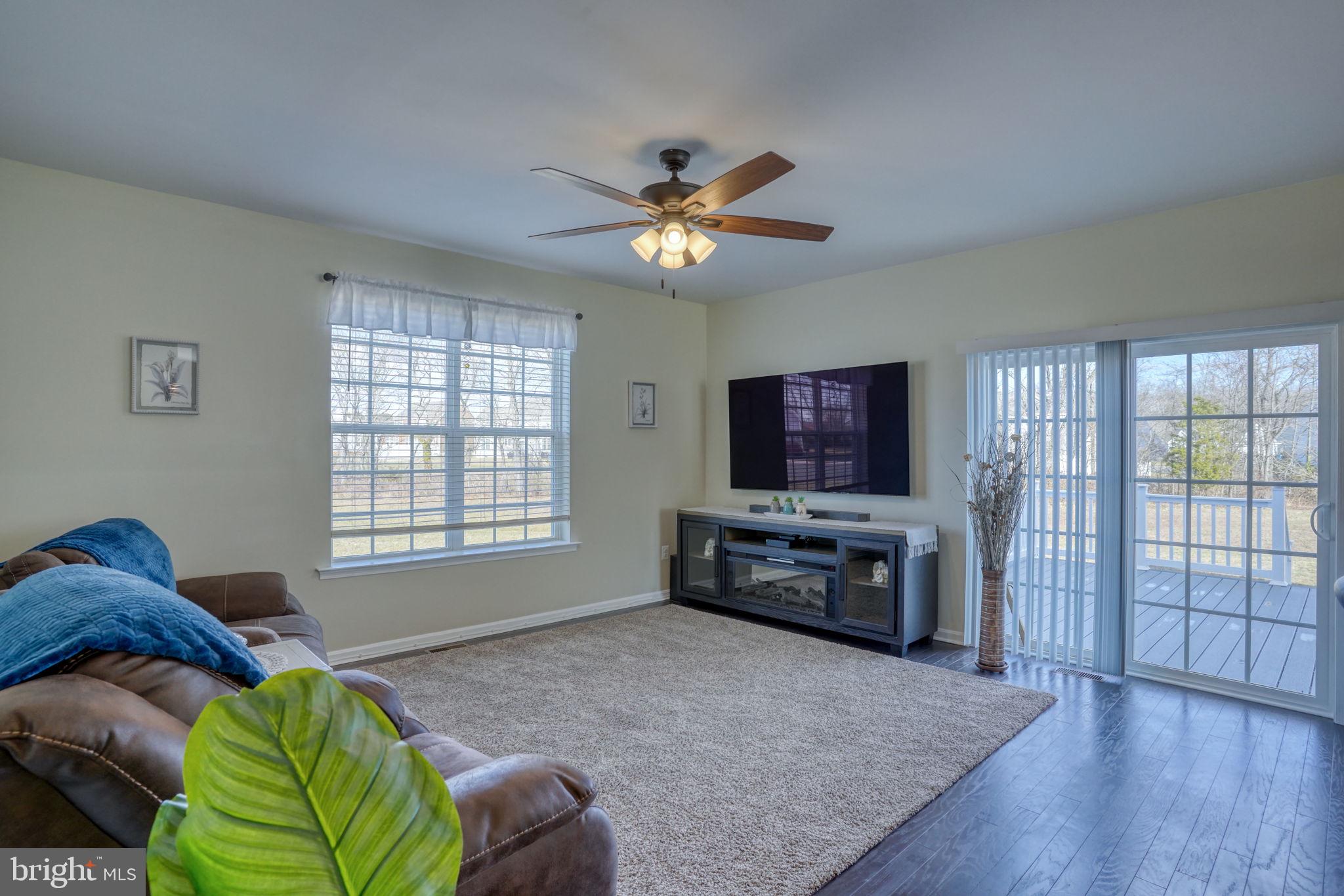 FORTY NINE PINES - Residential