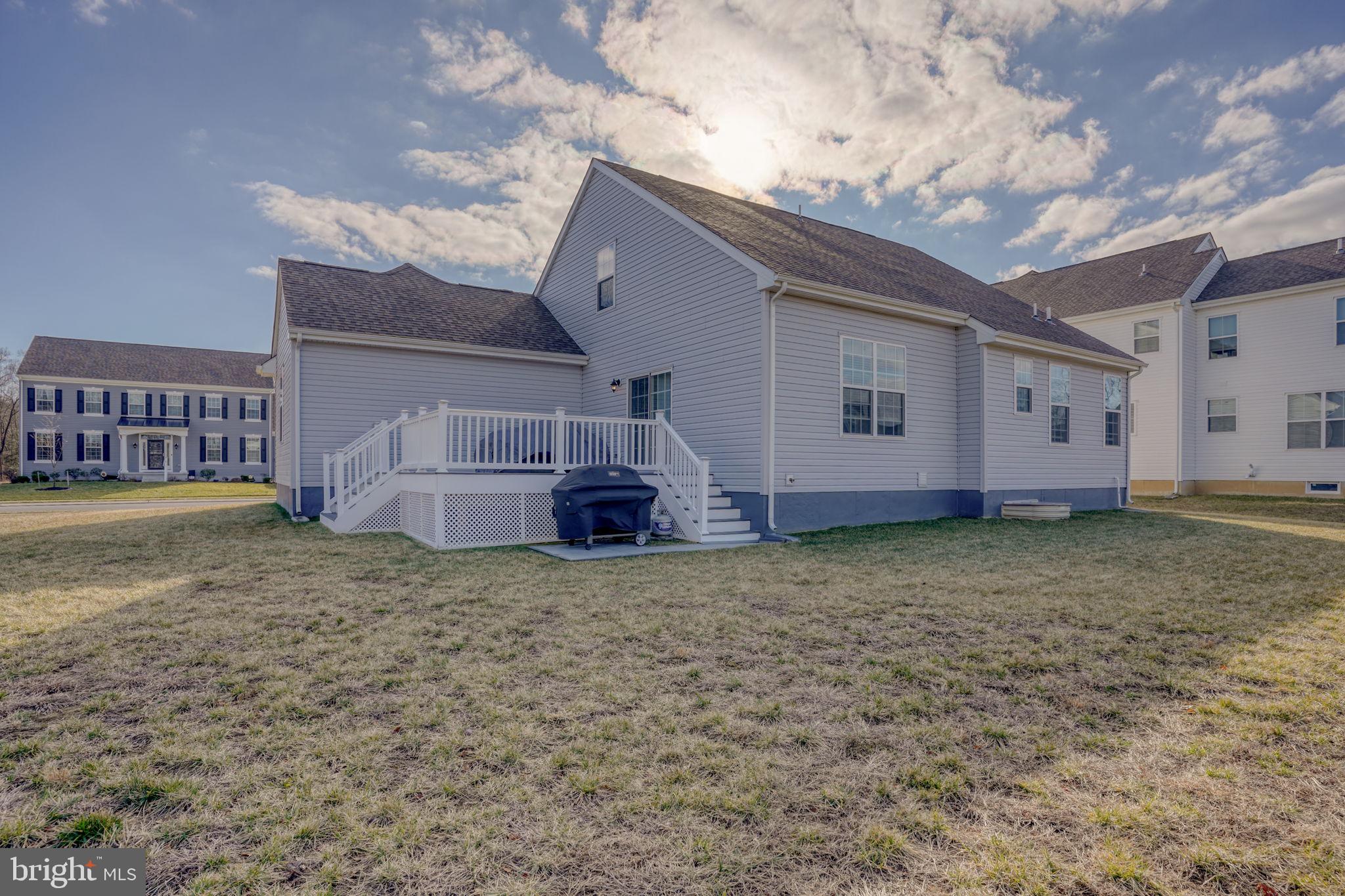 FORTY NINE PINES - Residential