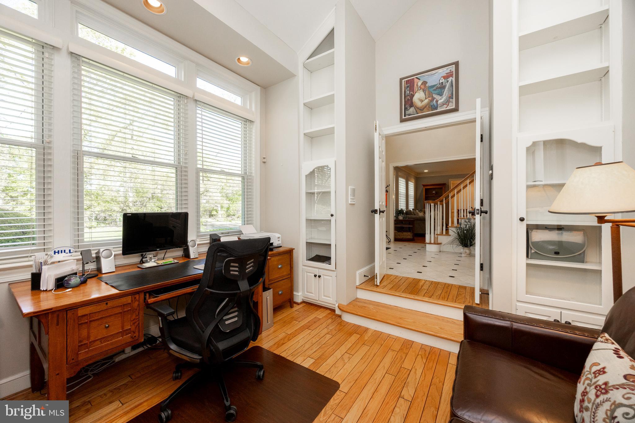 ROSEDALE - Residential