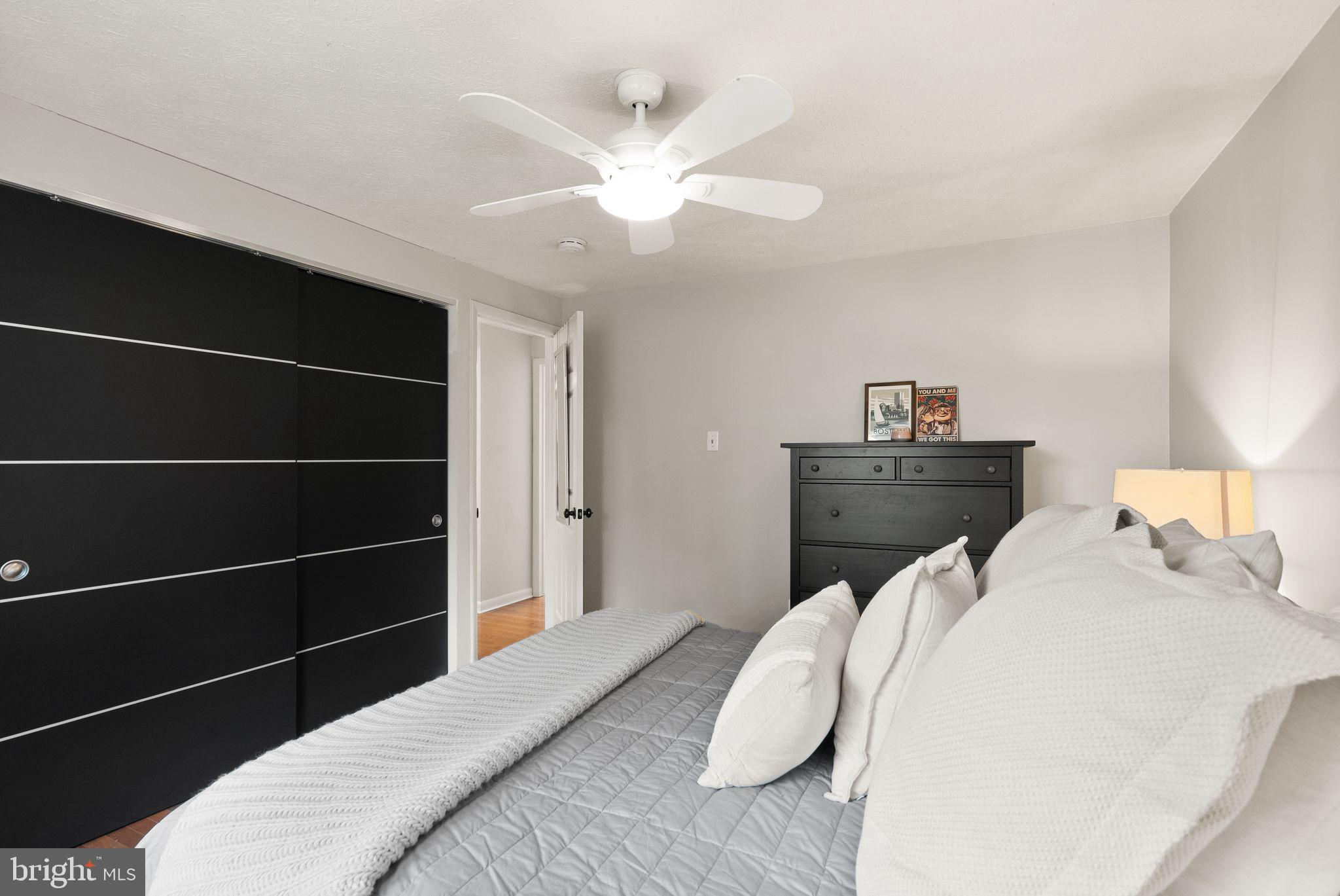 STONEYBROOKE - Residential