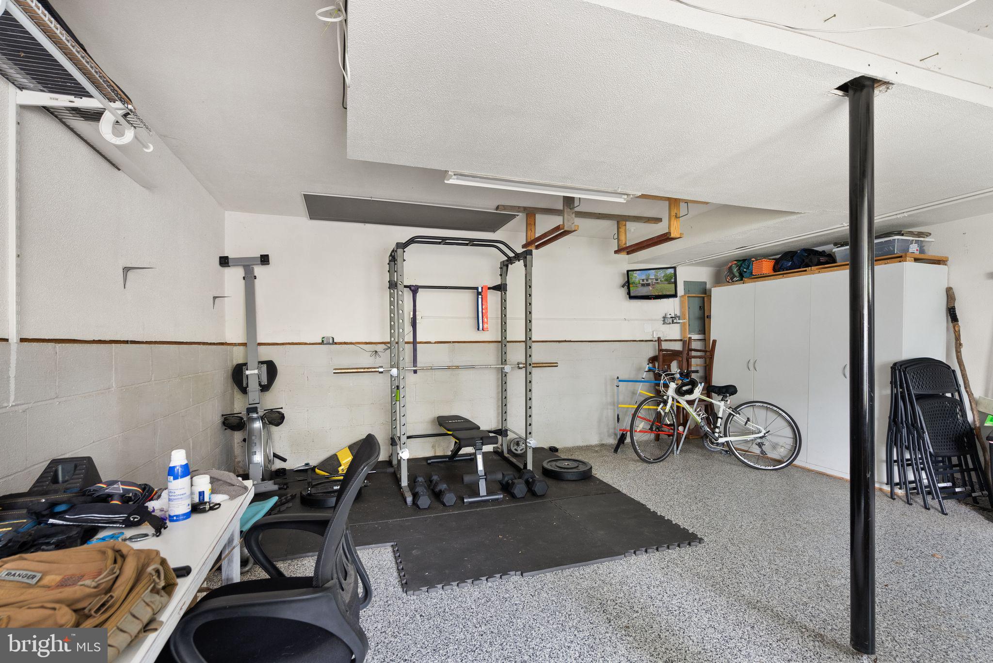 STONEYBROOKE - Residential