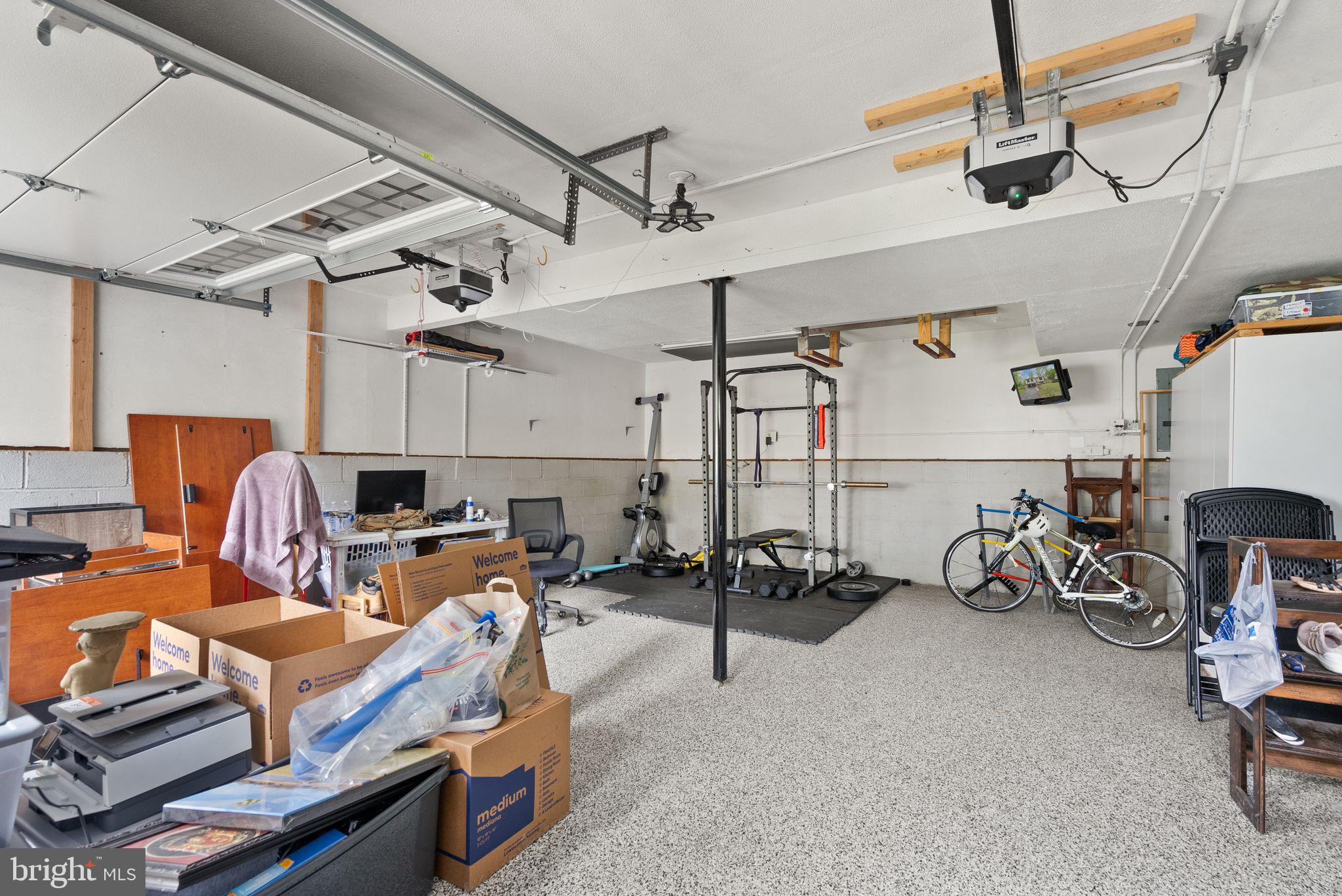 STONEYBROOKE - Residential