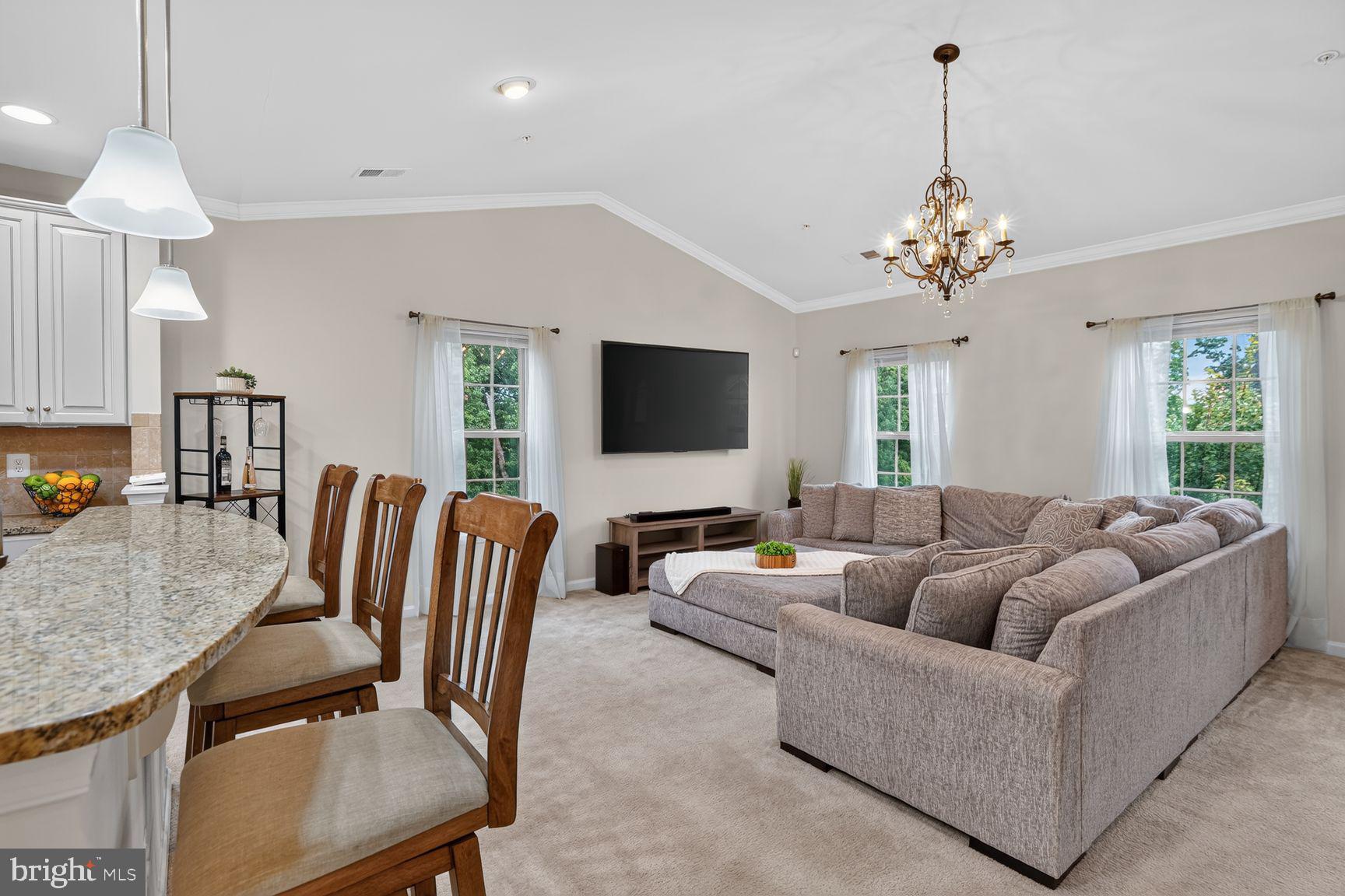 42284 TACKROOM TERRACE