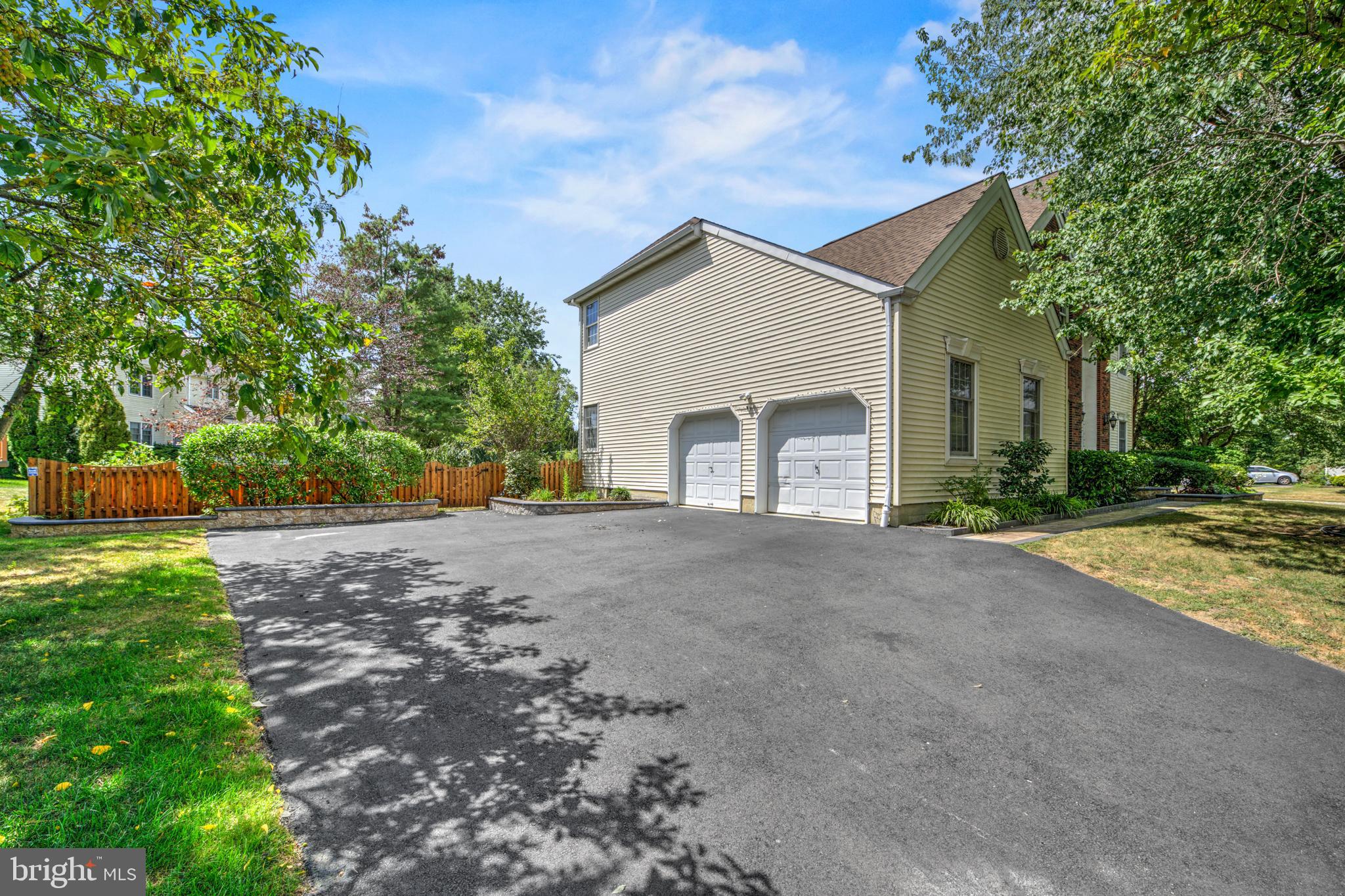 69 FRANKLIN DRIVE