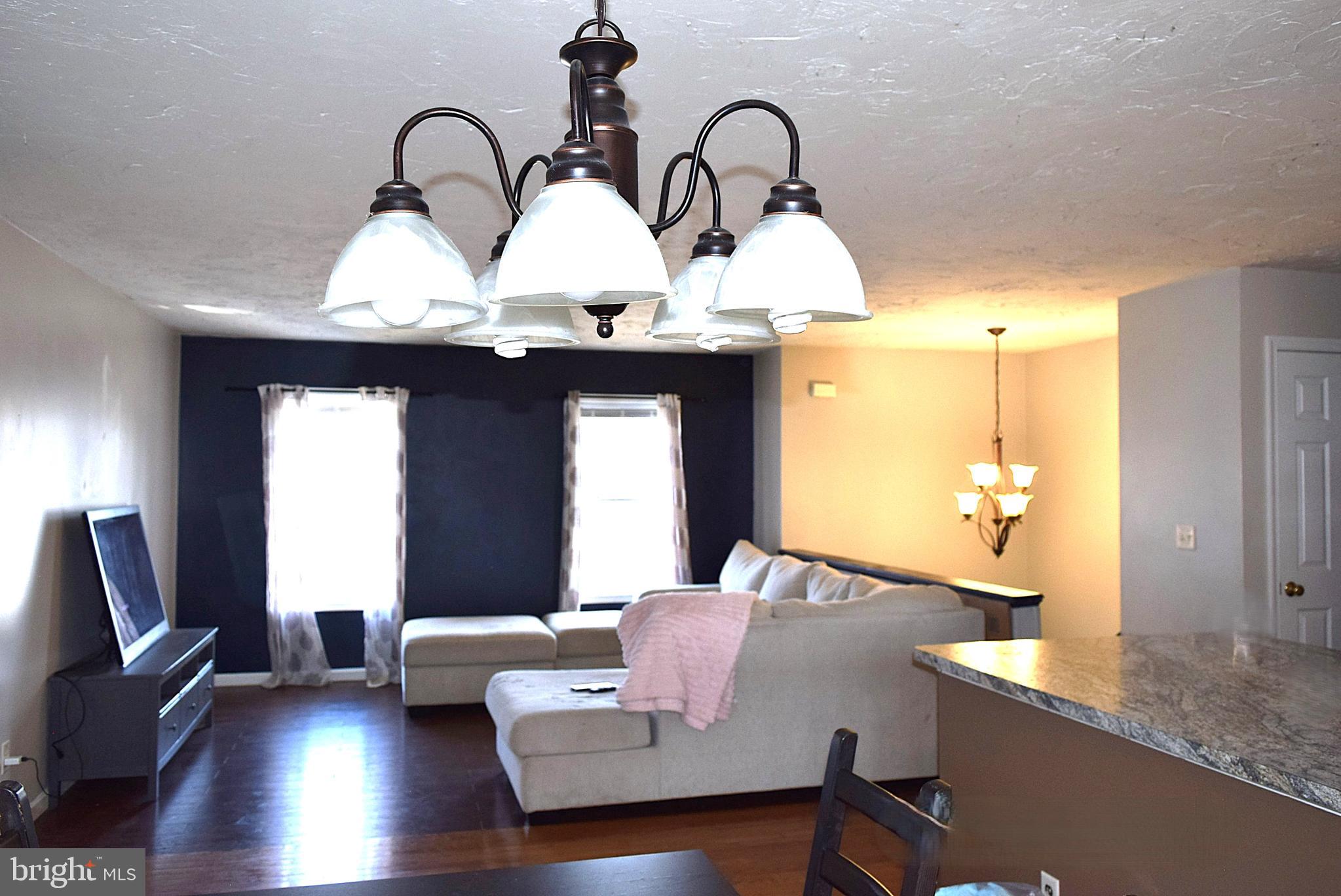 NOBLES RIDGE - Residential