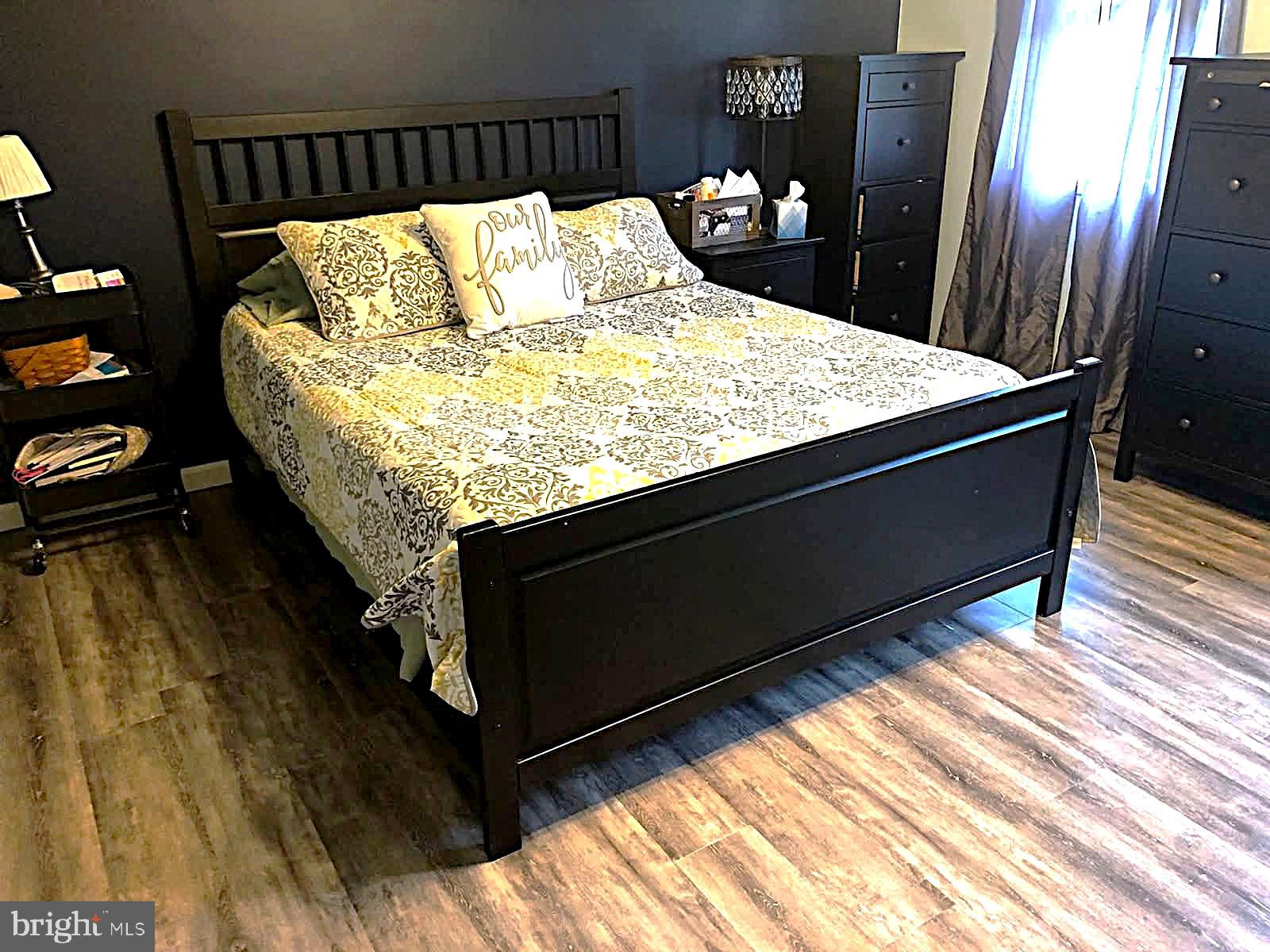 NOBLES RIDGE - Residential