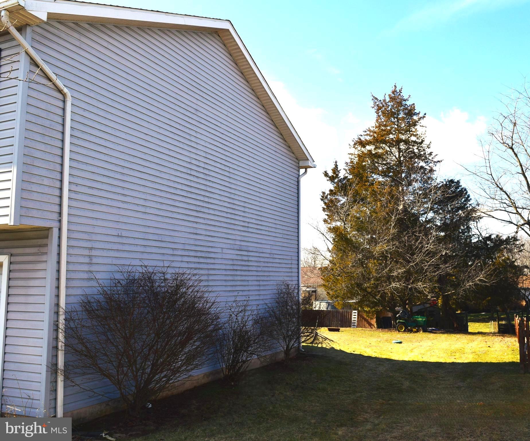 NOBLES RIDGE - Residential