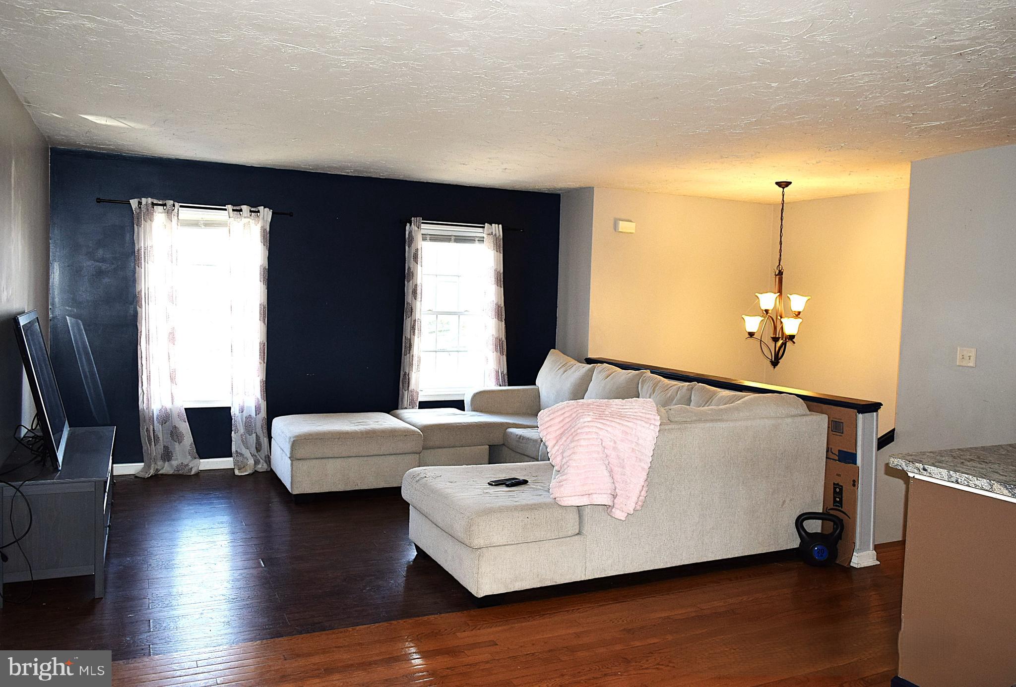 NOBLES RIDGE - Residential