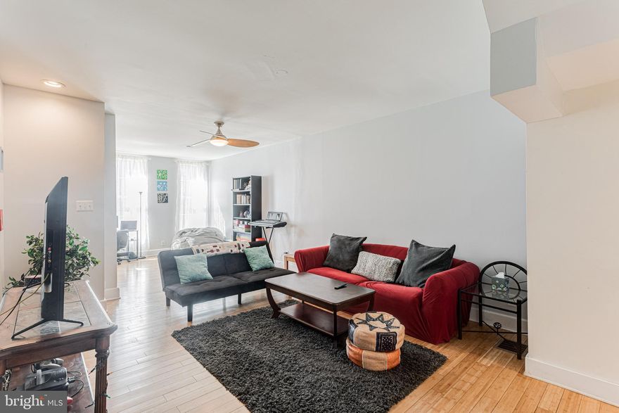 You don't want to miss this Barre Circle Beauty.  Extra Large living room, wide open kitchen - wonderful HW floors.  2 large bedrooms on the 2nd floor with w/d in unit.  1 bedroom on first floor rear (very private).  Steps away from UMMC, Marc Train, Inner Harbor.  Best neighborhood in Baltimore for commuters.  **Please note for showings, no large groups, wear a face cover/mask.