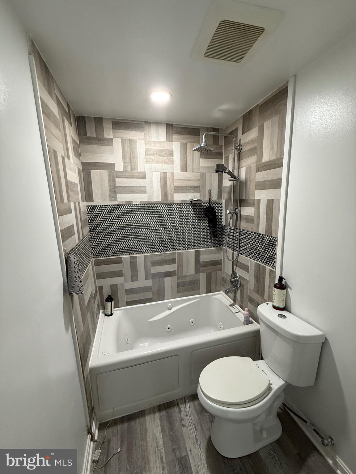 WILKINSON PLAZA - Residential