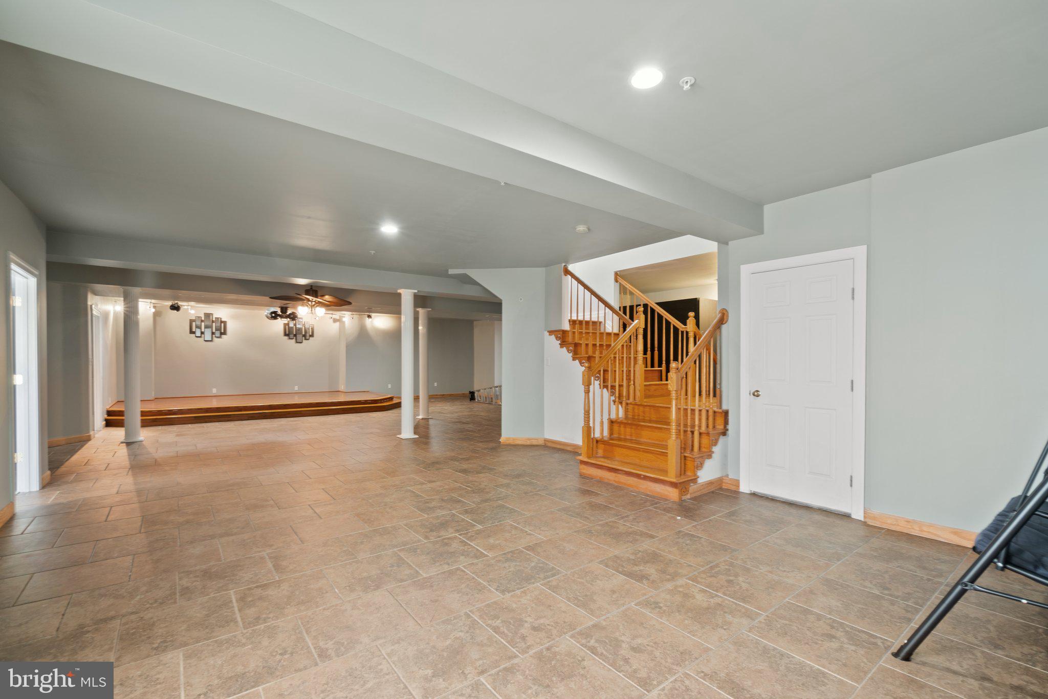 WELLINGTON - Residential