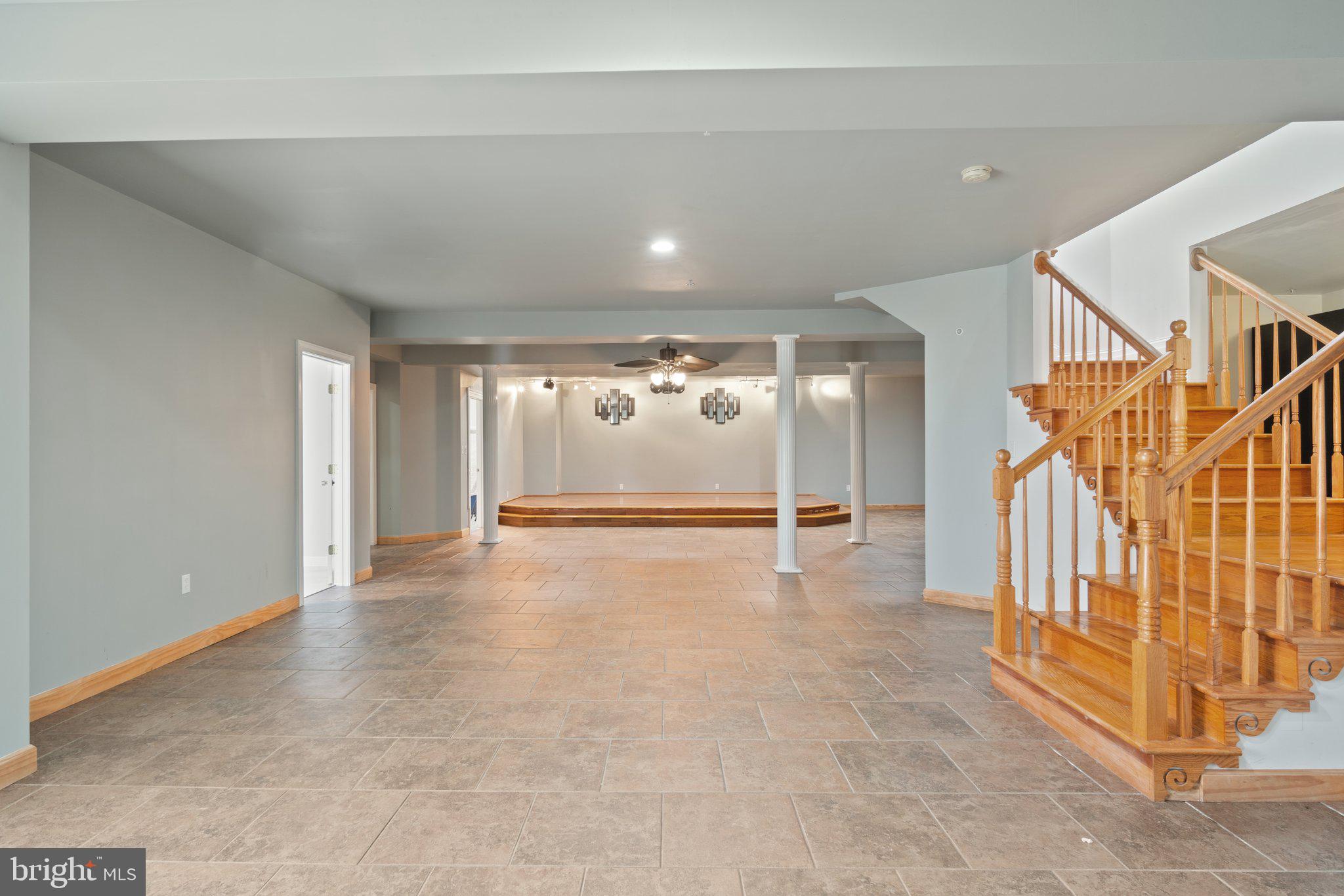 WELLINGTON - Residential