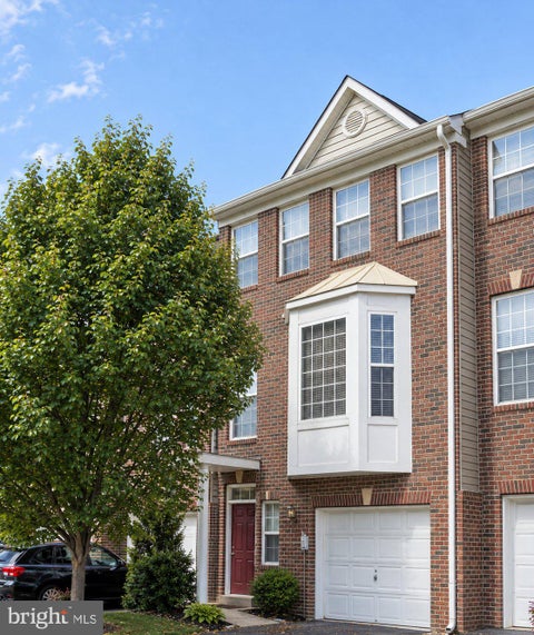 Photo of 2560 James Madison Circle, HERNDON, VA 20171 (MLS # VAFX2342686)