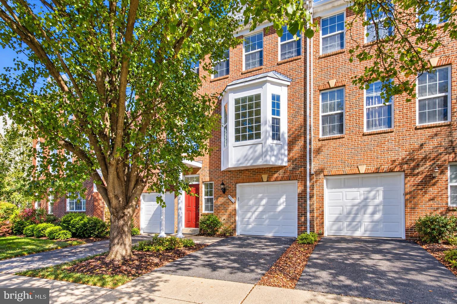 2560 JAMES MADISON CIRCLE