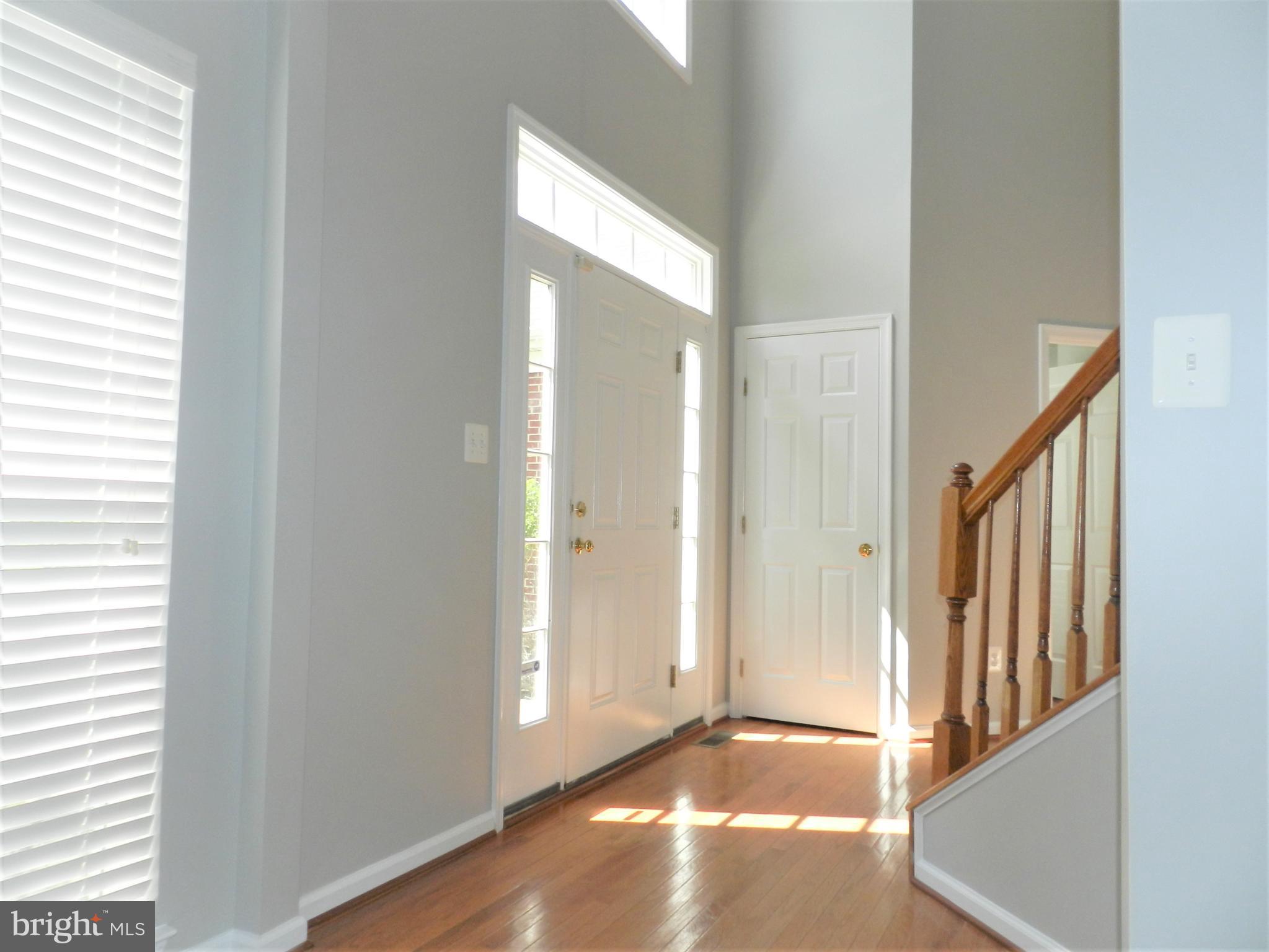 THE FALLS AT LEE'S PARKE - Residential Lease