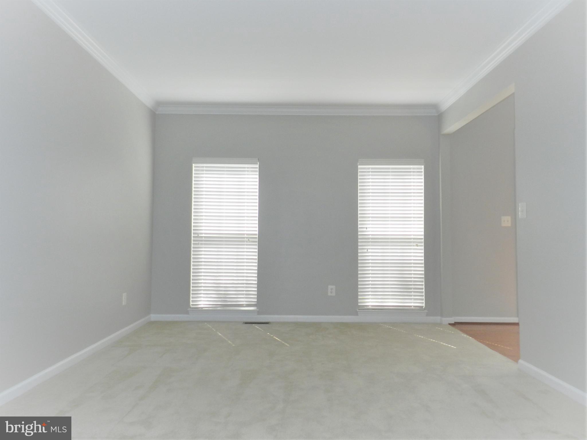 THE FALLS AT LEE'S PARKE - Residential Lease