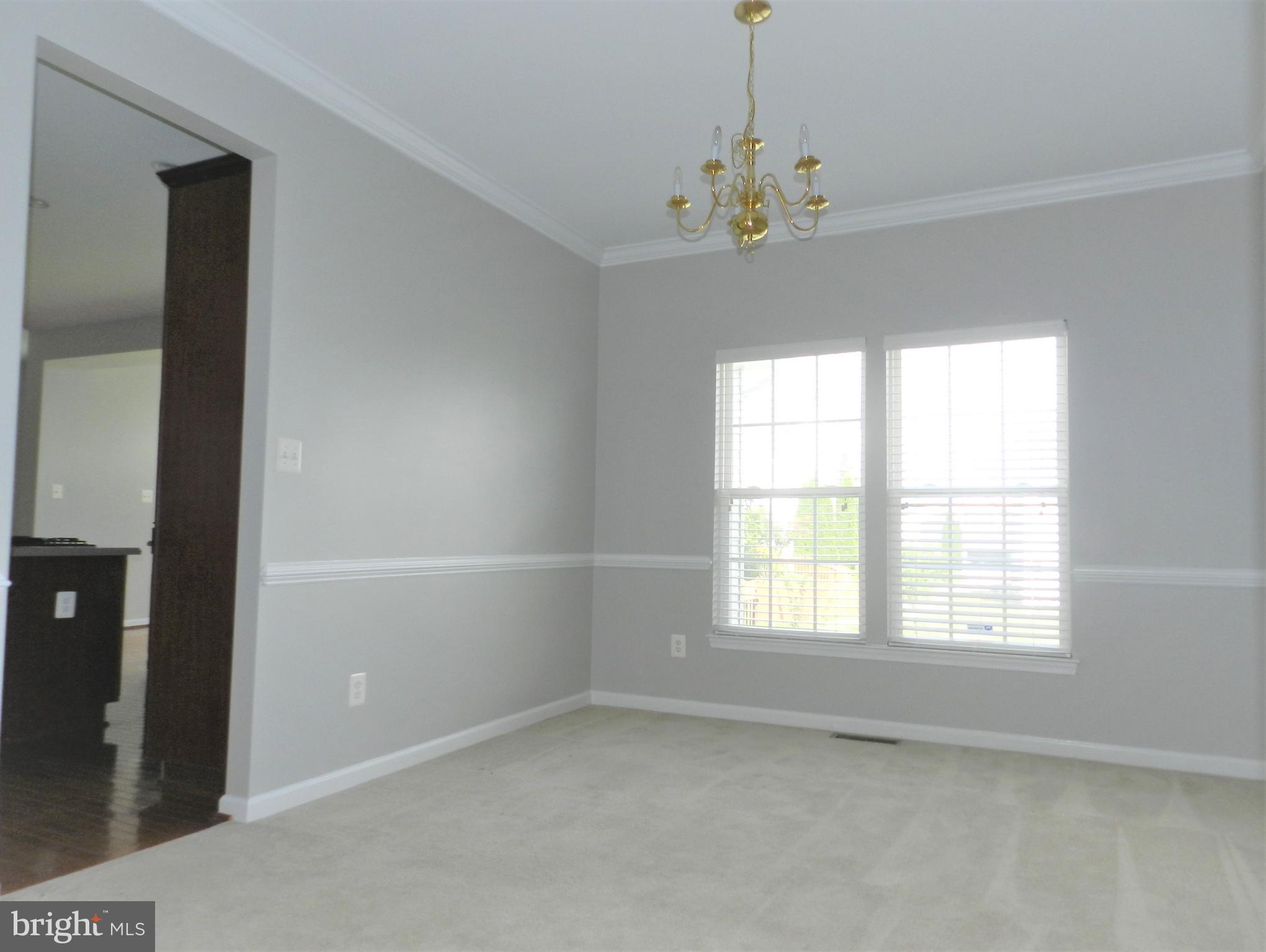 THE FALLS AT LEE'S PARKE - Residential Lease