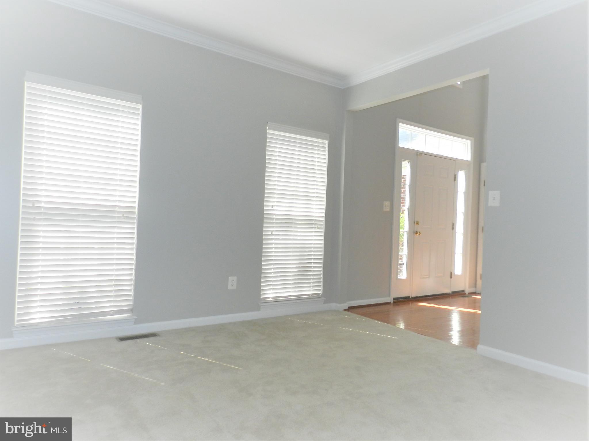 THE FALLS AT LEE'S PARKE - Residential Lease