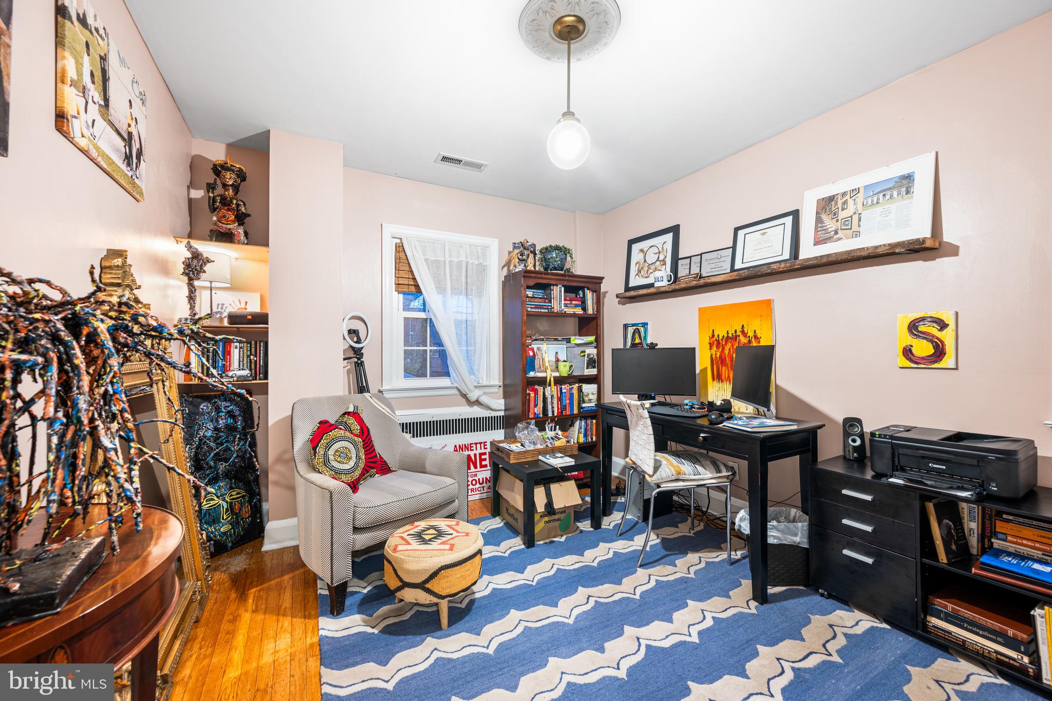 TEN HILLS - Residential