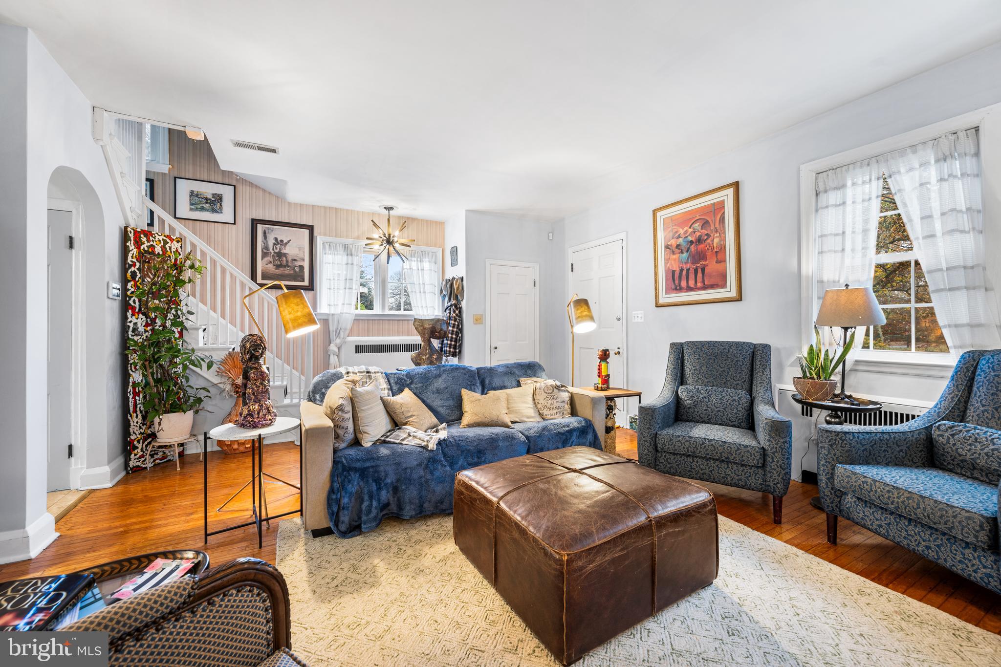 TEN HILLS - Residential