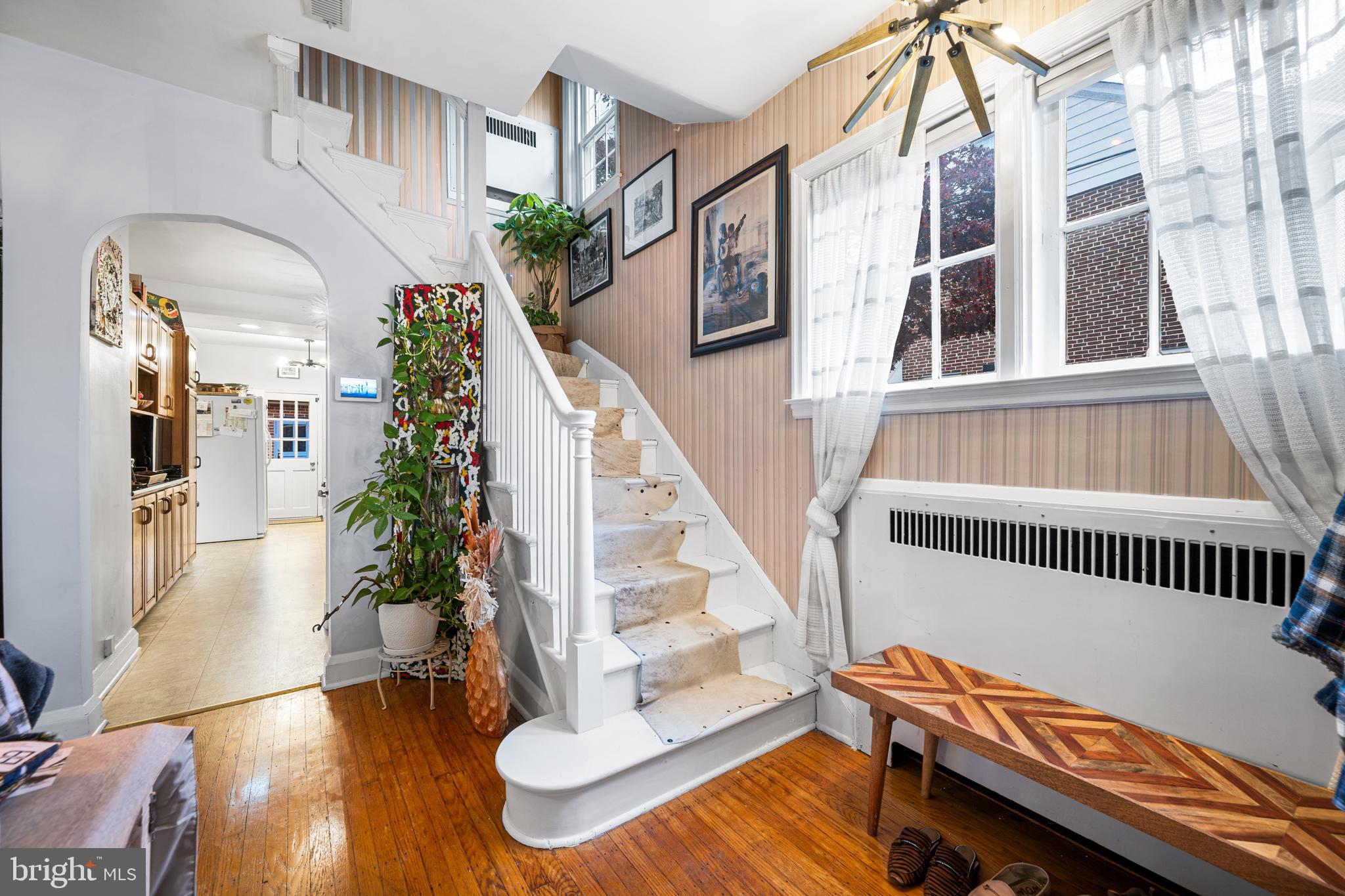 TEN HILLS - Residential