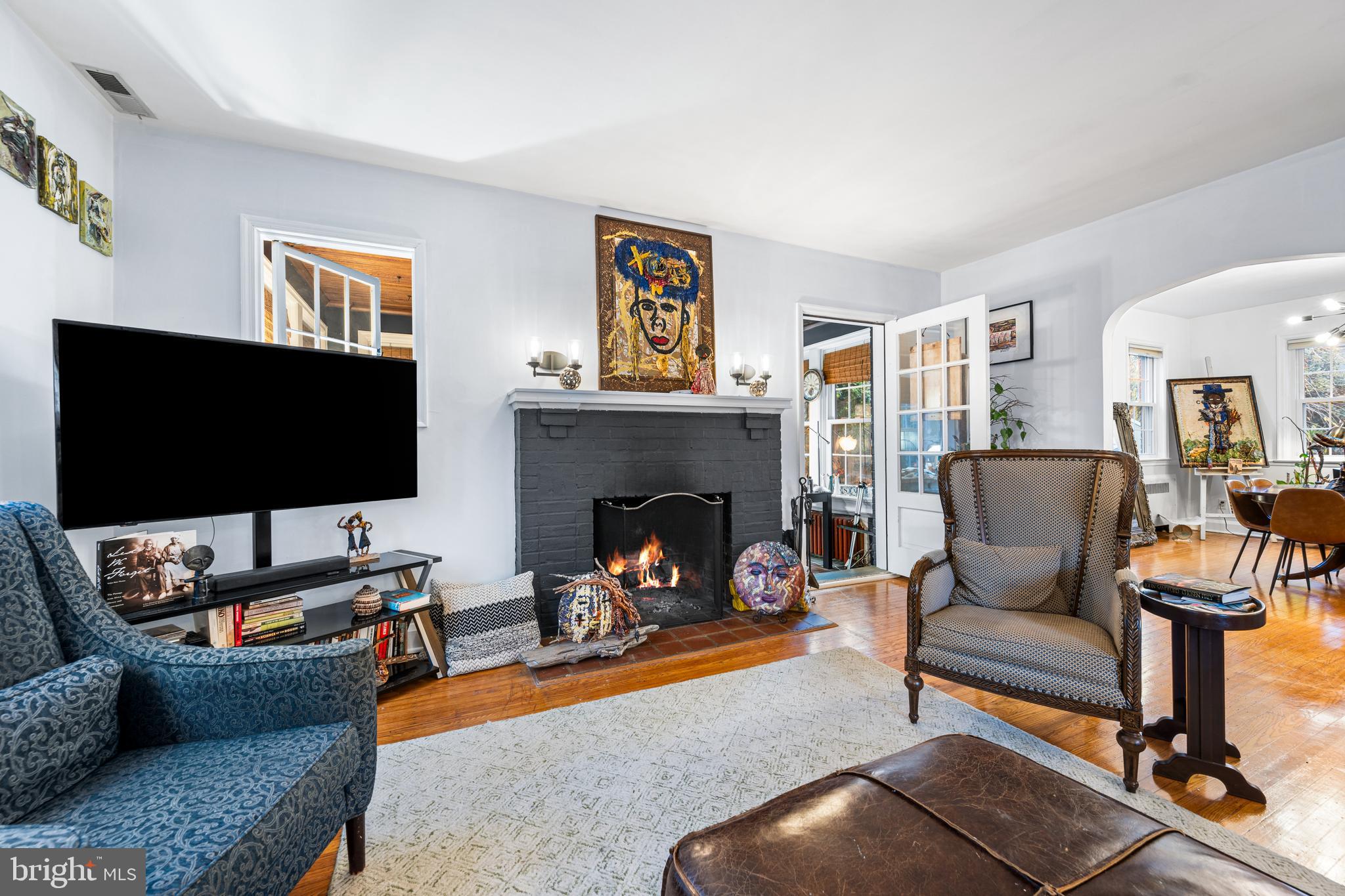 TEN HILLS - Residential