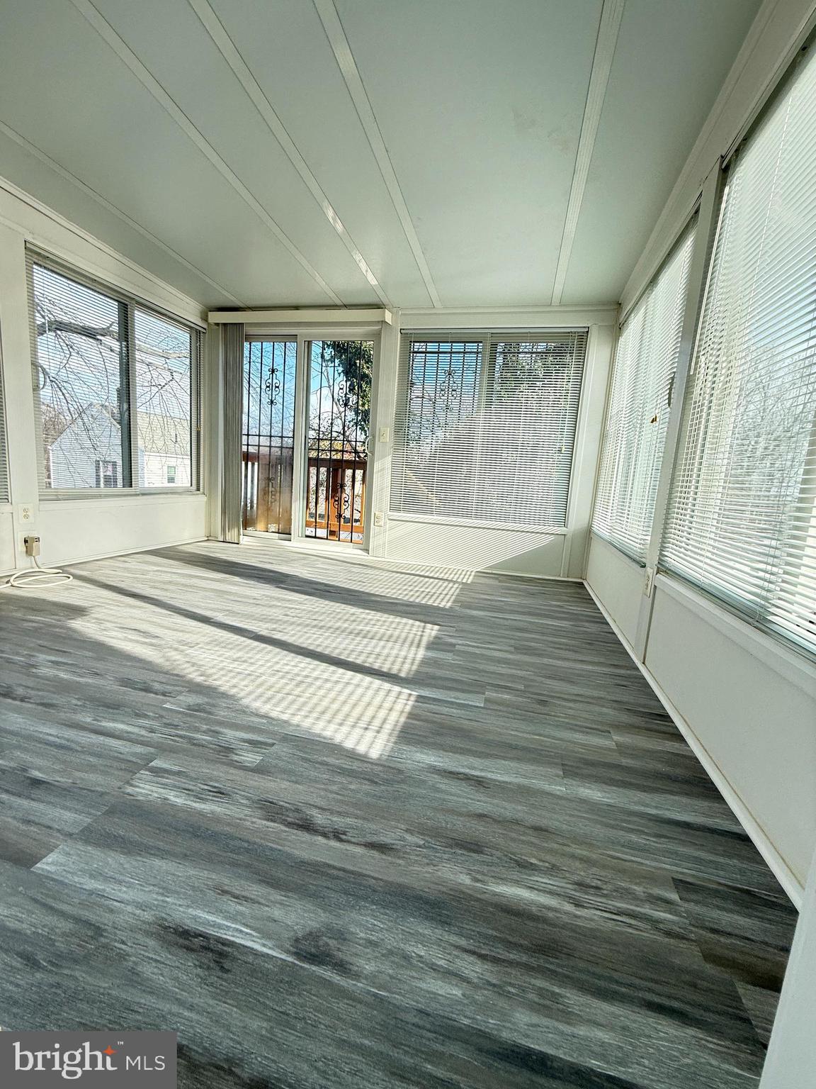 PARKLAWN - Residential